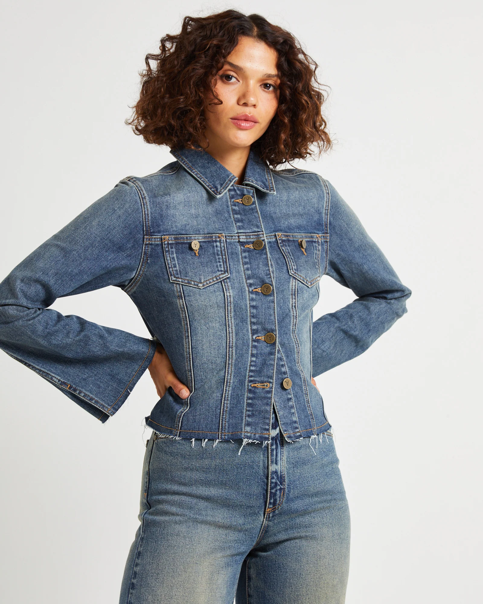 00 Denim Jacket Zendaya - Image 5
