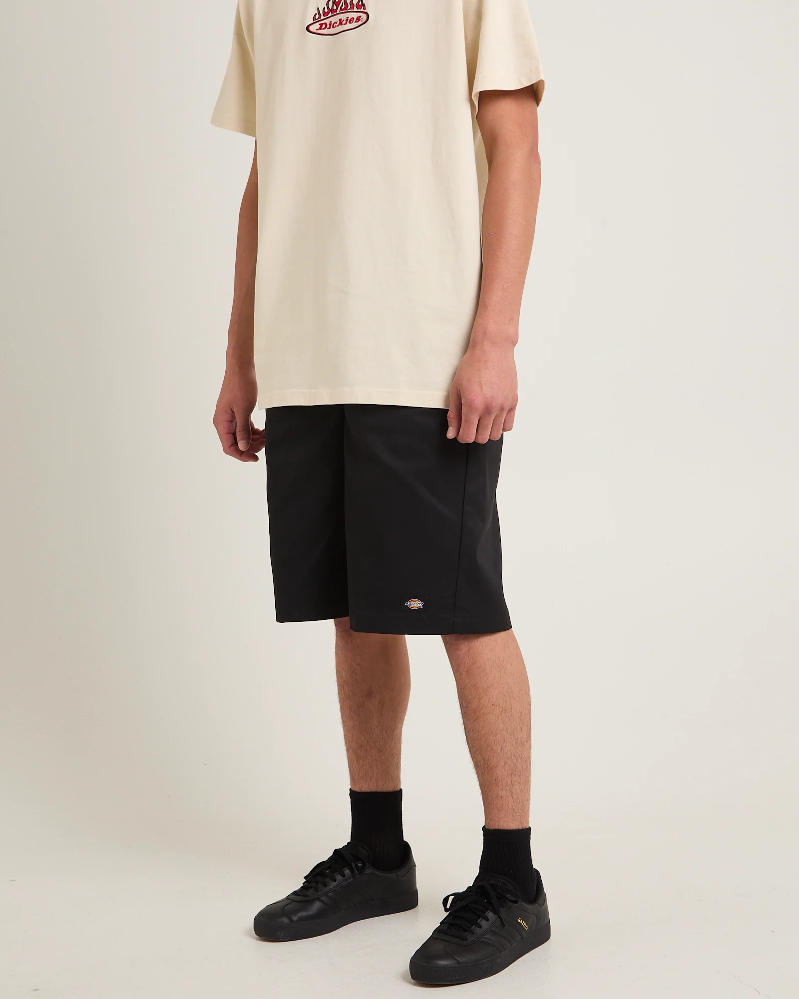 13 Inch Multi Pocket Shorts - Image 4