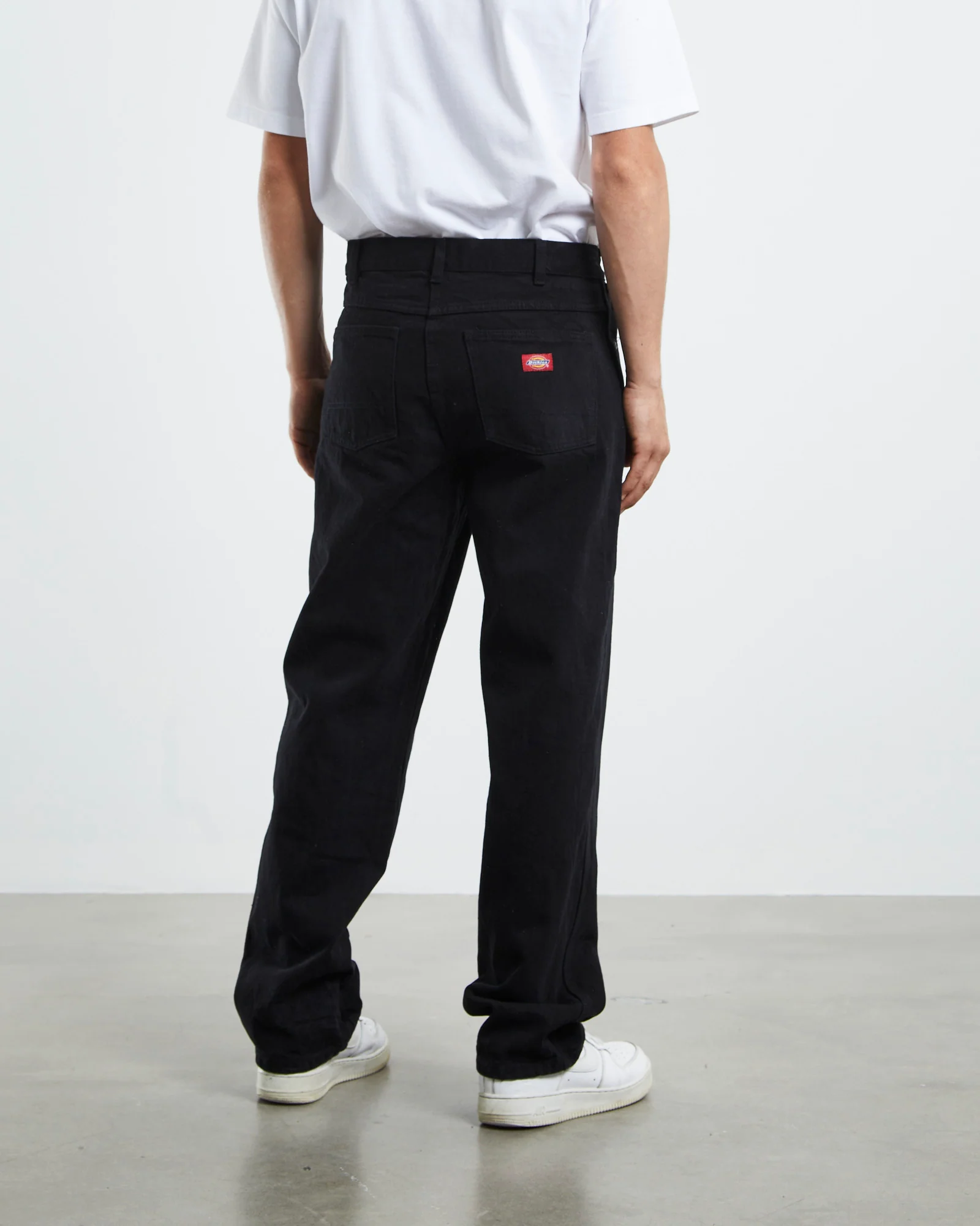 13293 Relaxed 5 Pocket Loose Jeans Black - Image 2