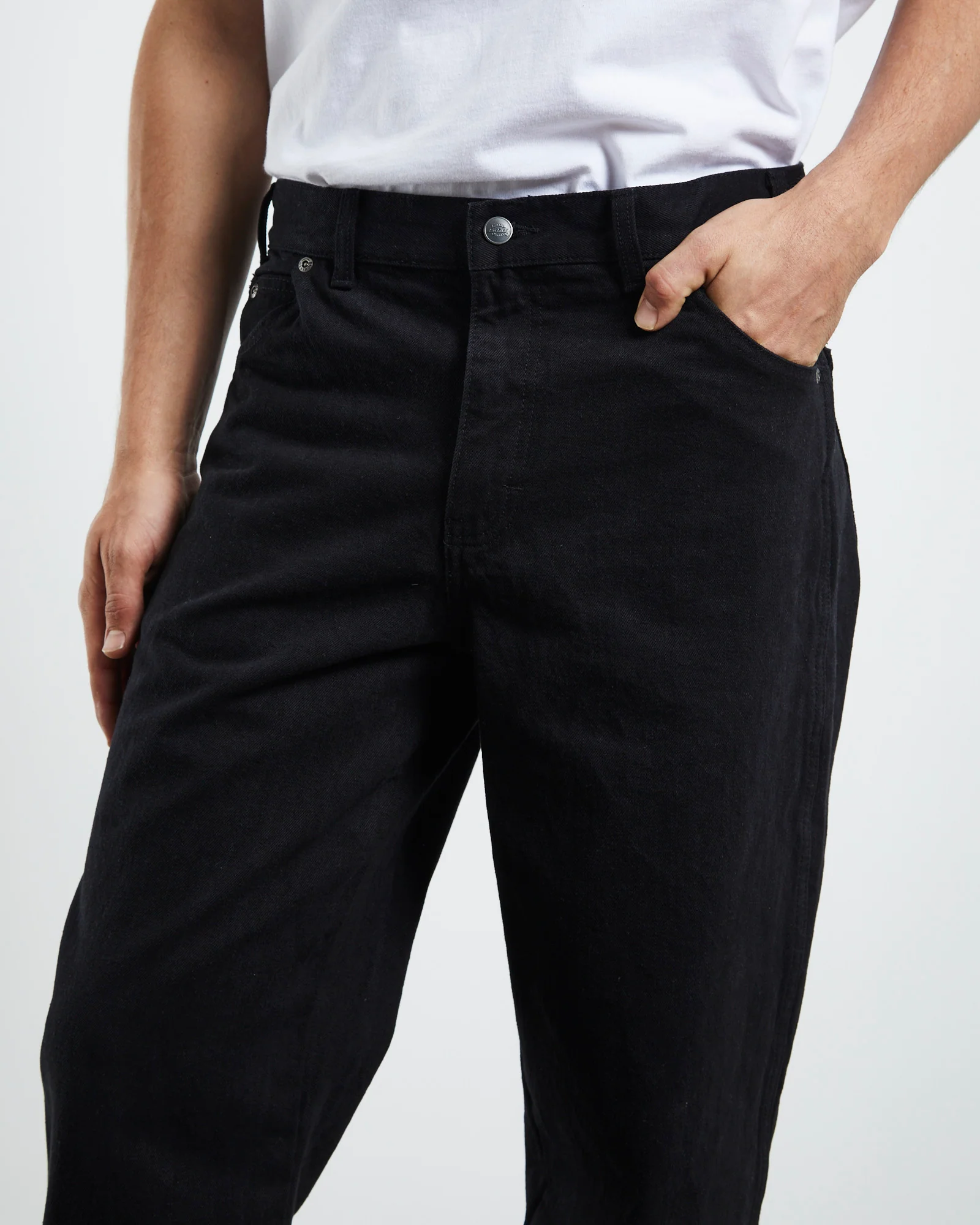 13293 Relaxed 5 Pocket Loose Jeans Black - Image 6