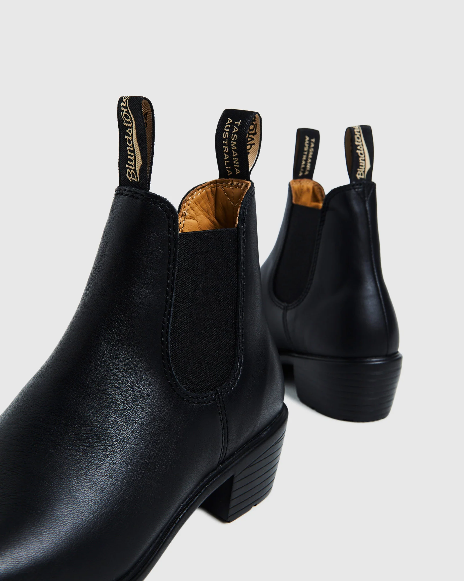 1671 Heeled Leather Boots Black - Image 5