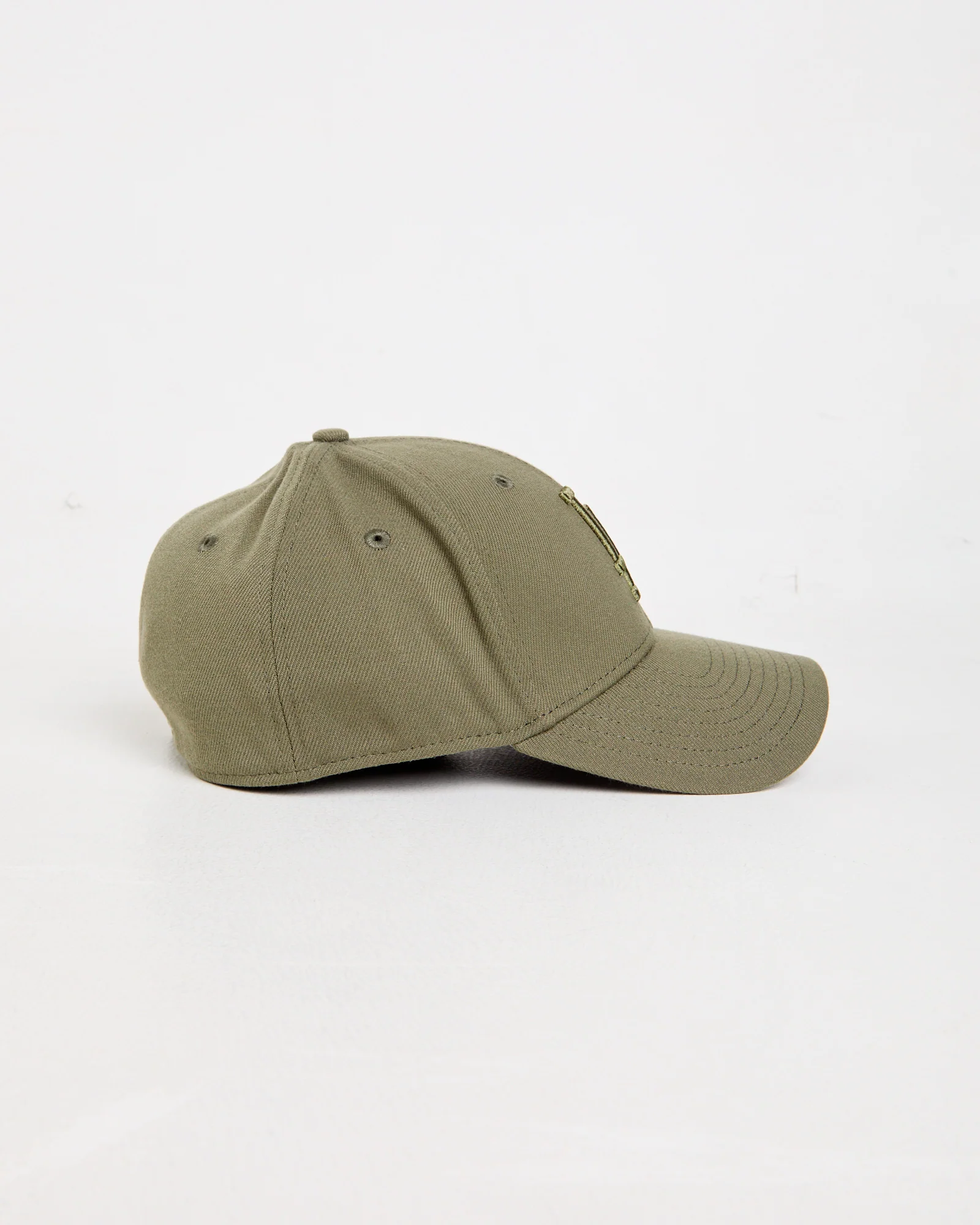 3930 Los Angeles Dodgers Earth Tonal Cap Green - Image 3