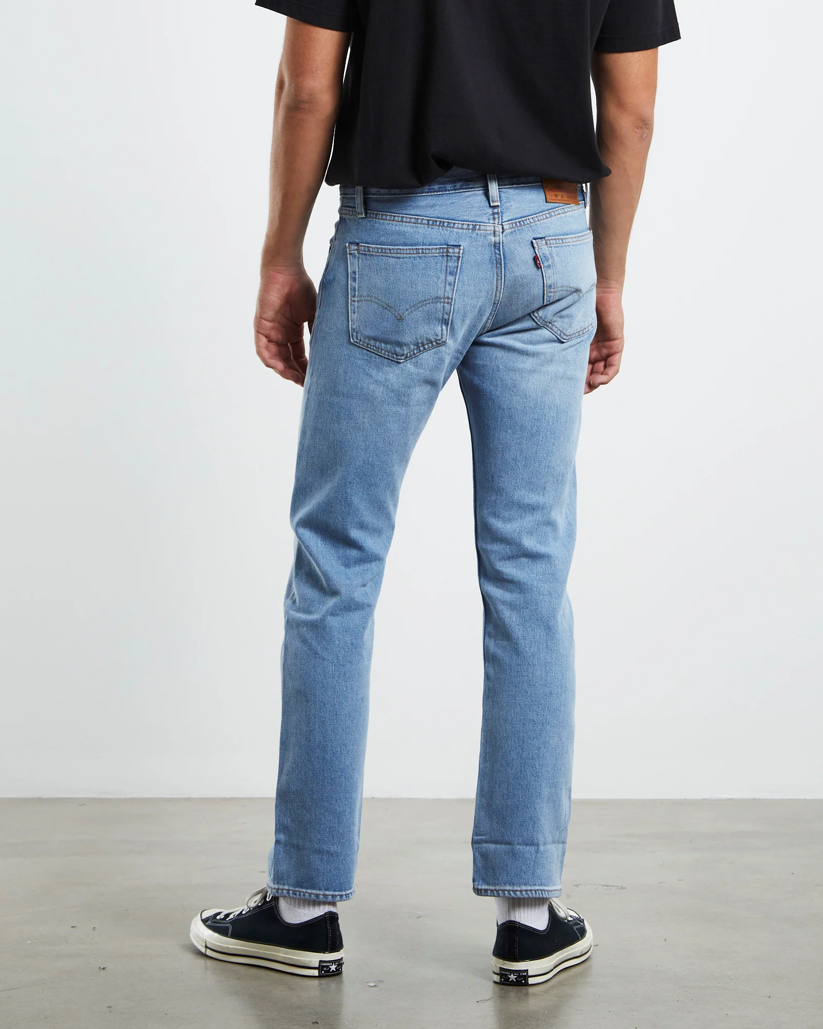 501 '93 Straight Denim Jeans Breeze - Image 2
