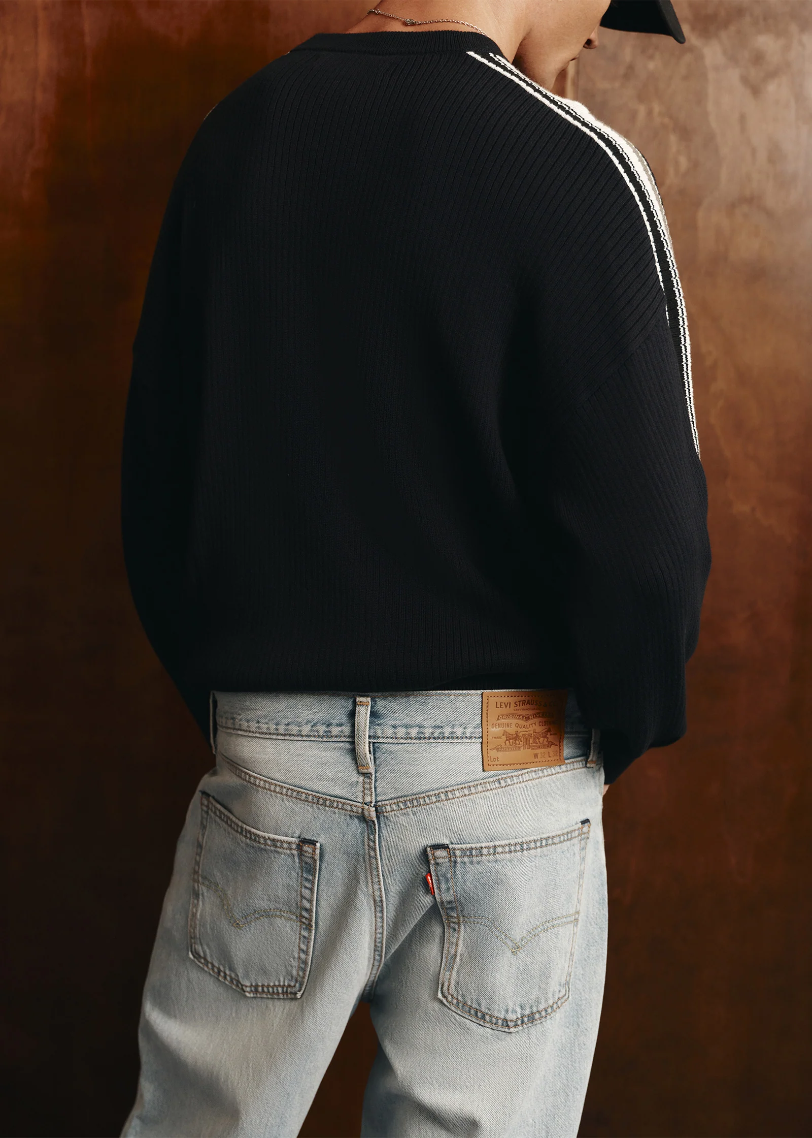 501 Loose Men's Denim Jeans In My Bronco Light Wash - Image 5