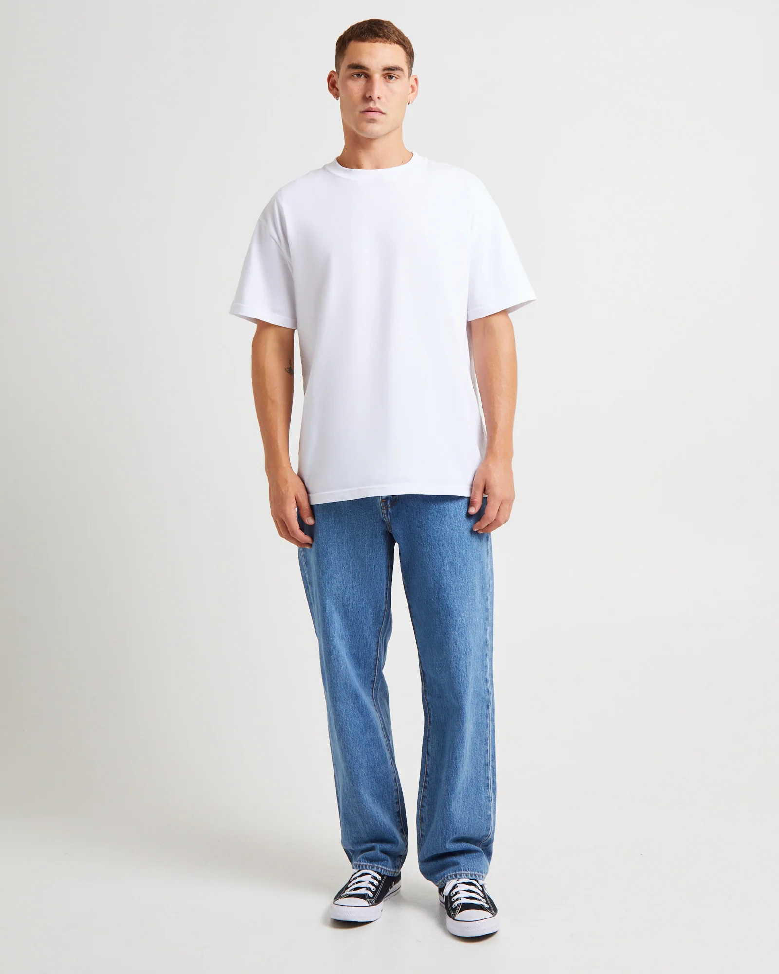 568 Stay Loose Denim Jeans Essentials - Image 3