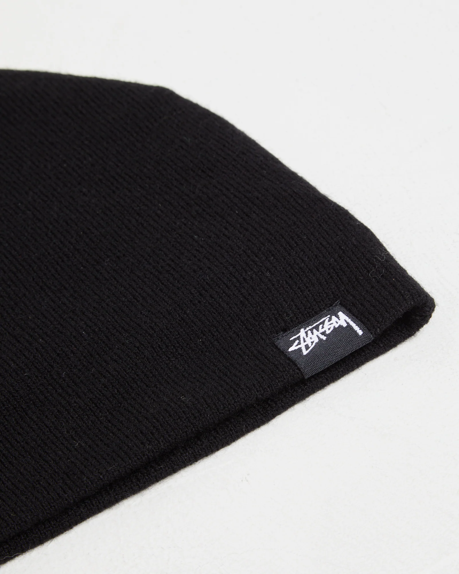8 Ball Skull Beanie Black - Image 3