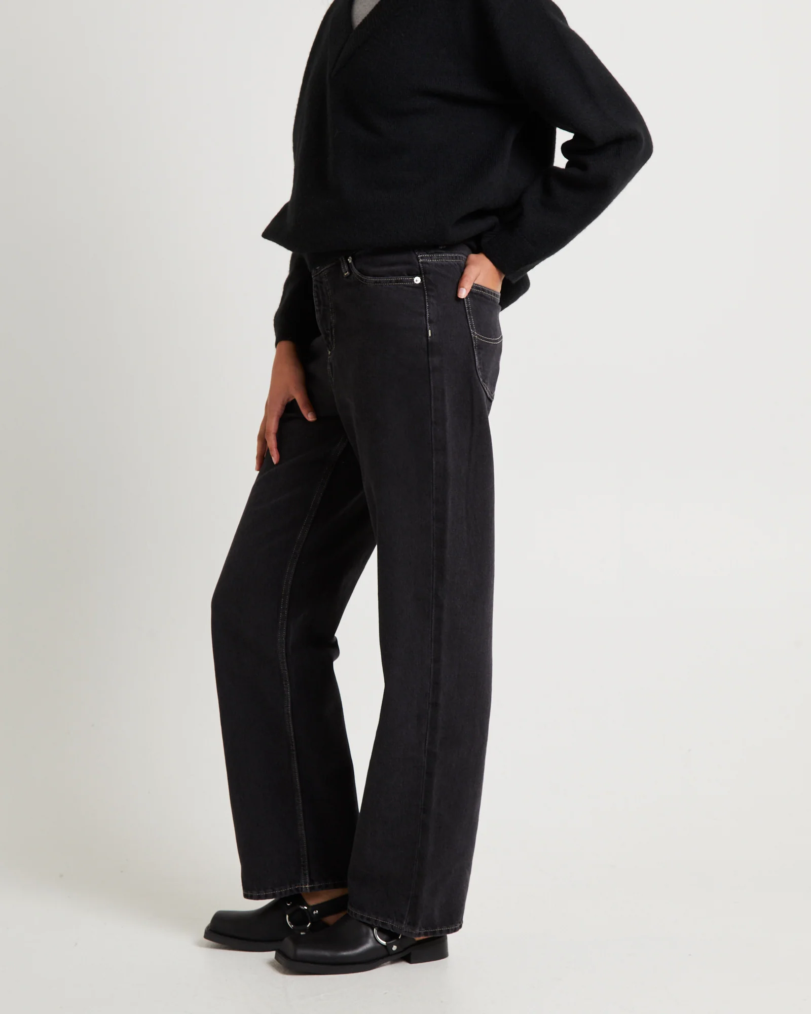 90's Mid Baggy Denim Jeans Throwback - Image 4