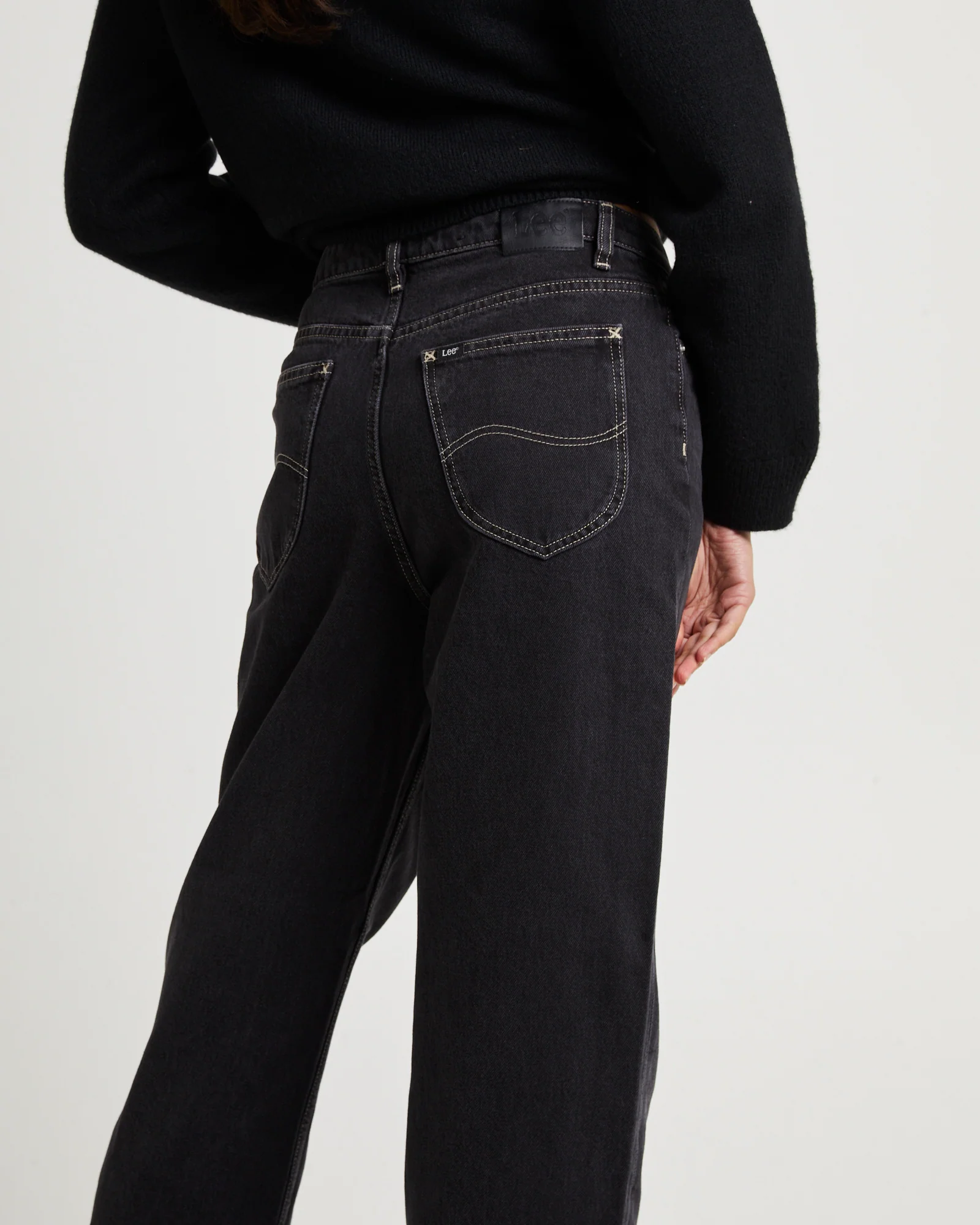 90's Mid Baggy Denim Jeans Throwback - Image 5