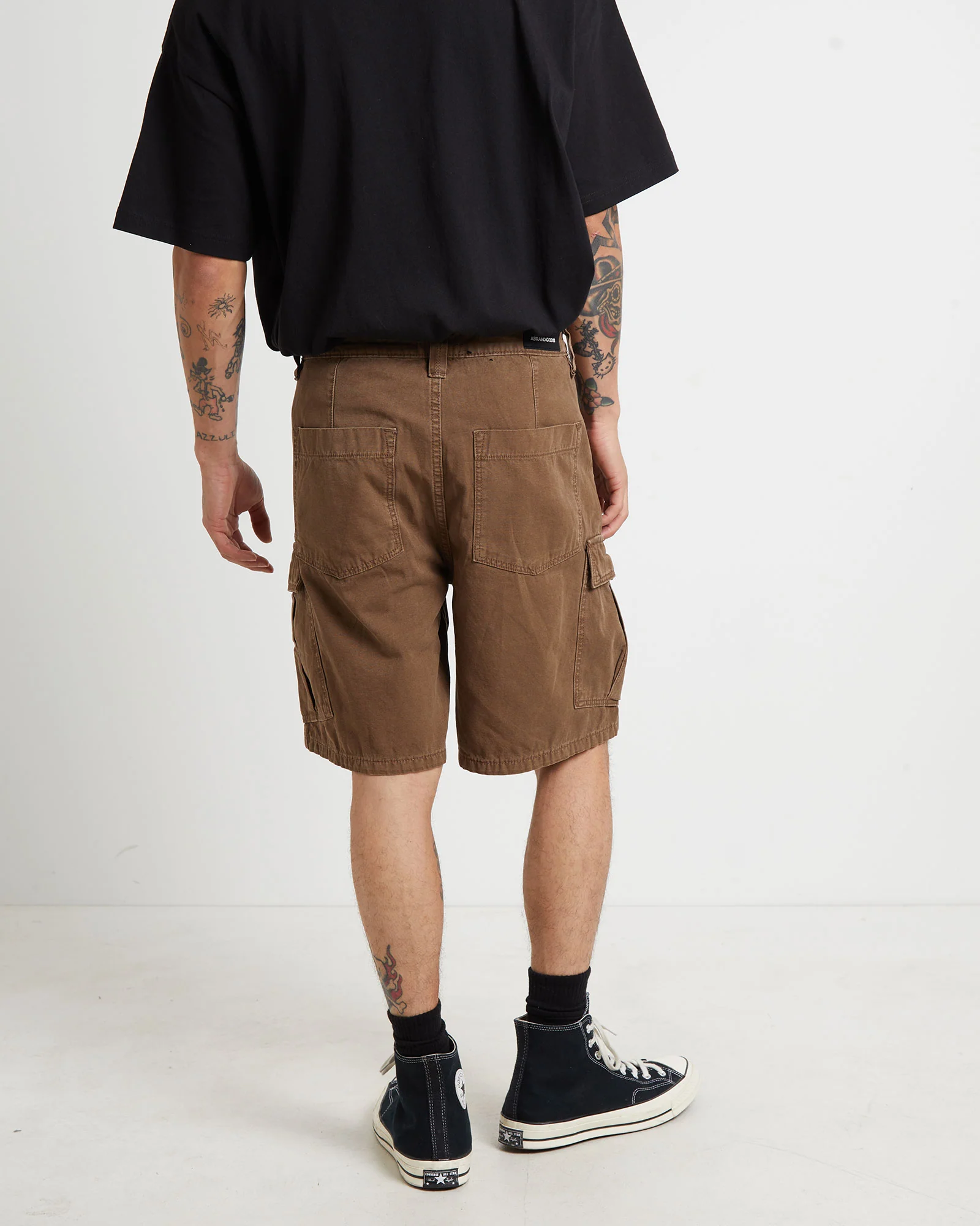 95 Cargo Baggy Shorts in Brown Stone - Image 2