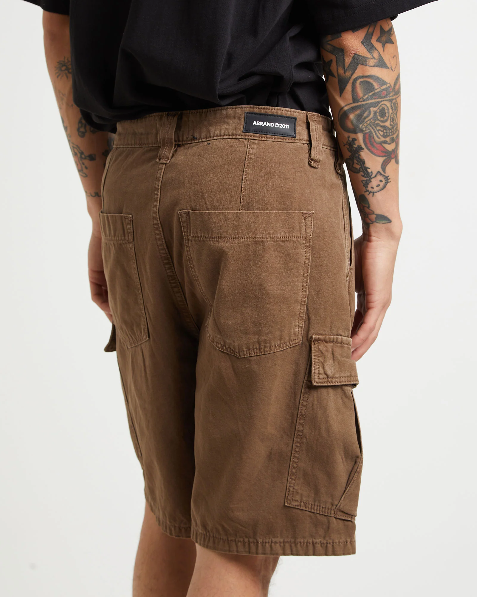 95 Cargo Baggy Shorts in Brown Stone - Image 6