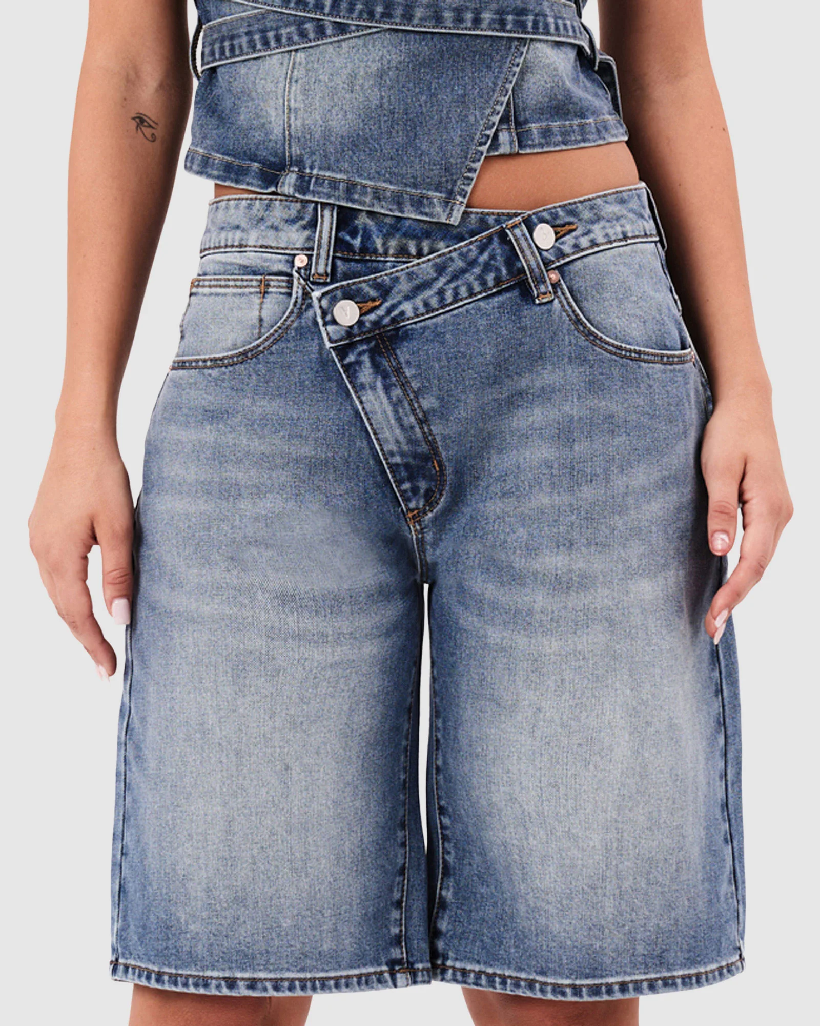 95 Mid Denim Jorts Dalia - Image 2