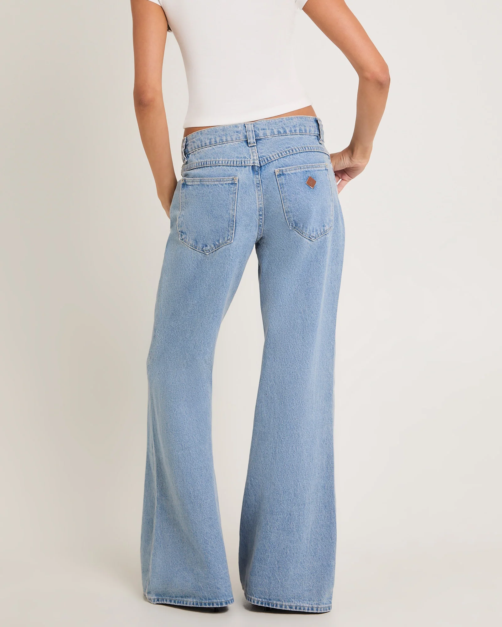 99 Low Baggy Flare Denim Jeans Paris - Image 3