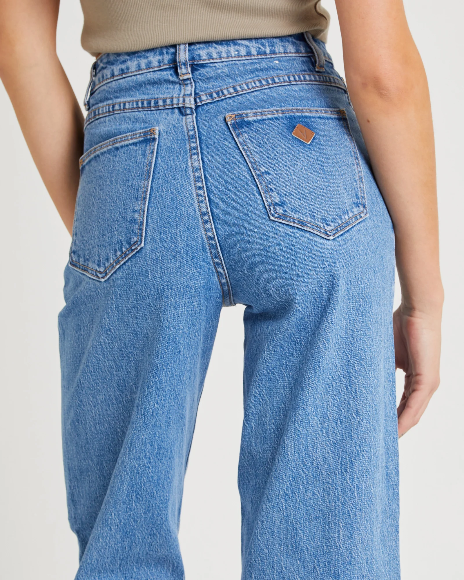 94 High & Wide Petite Denim Jeans Debbie - Image 5
