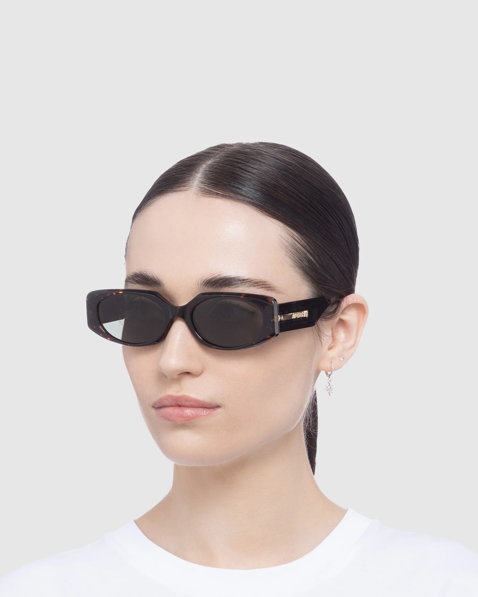 Afends X Le Specs Persona Sunglasses Tort - Image 5