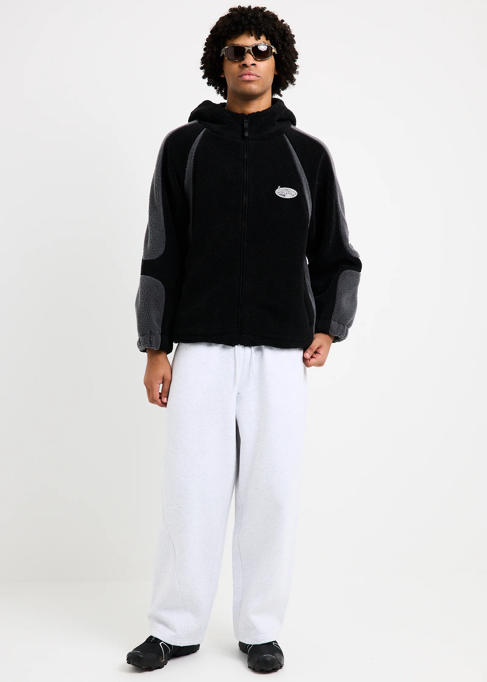 Akira Sherpa Zip Jacket - Image 3