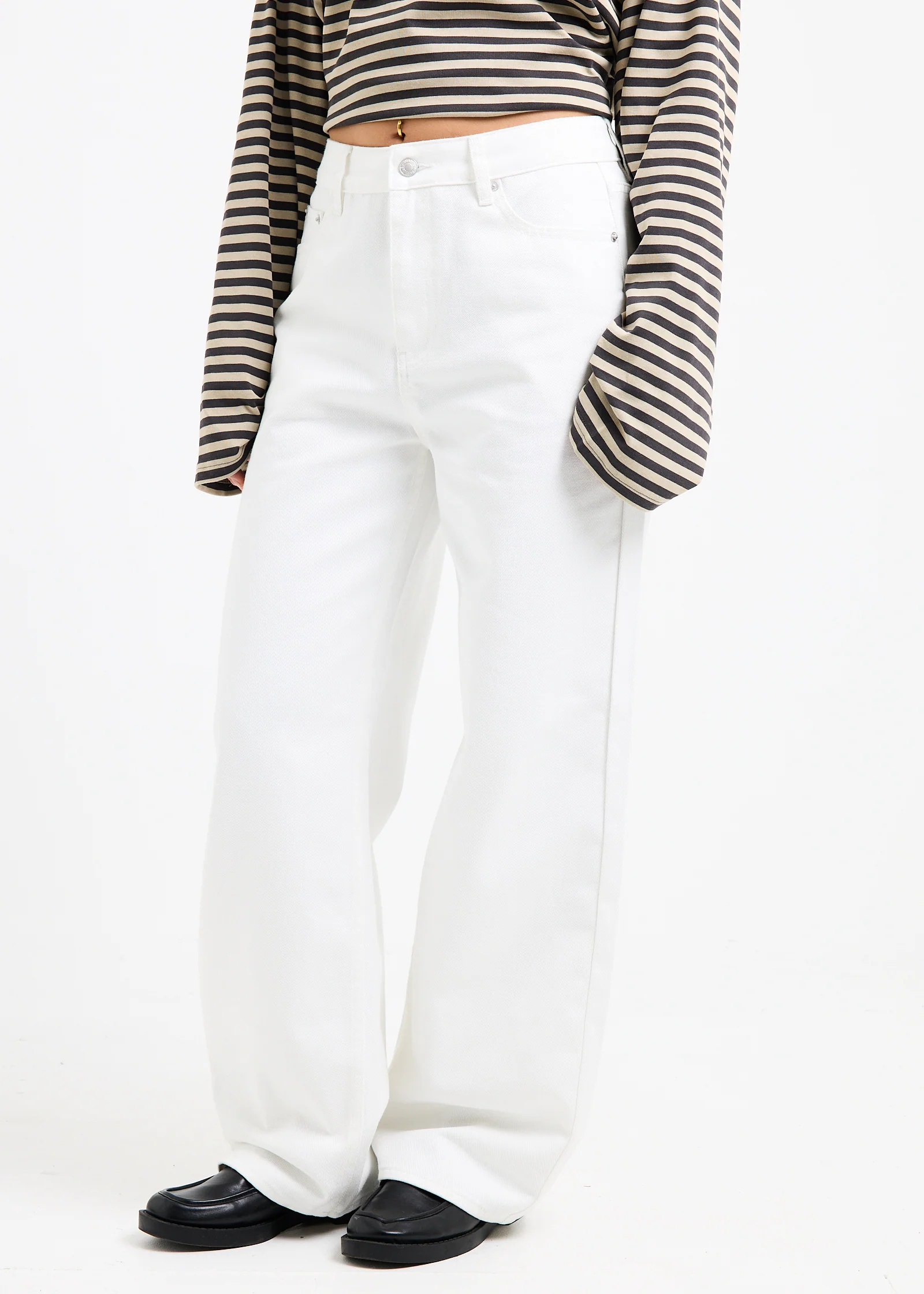 Alexa Mid Rise Relaxed Denim Jeans - Image 3