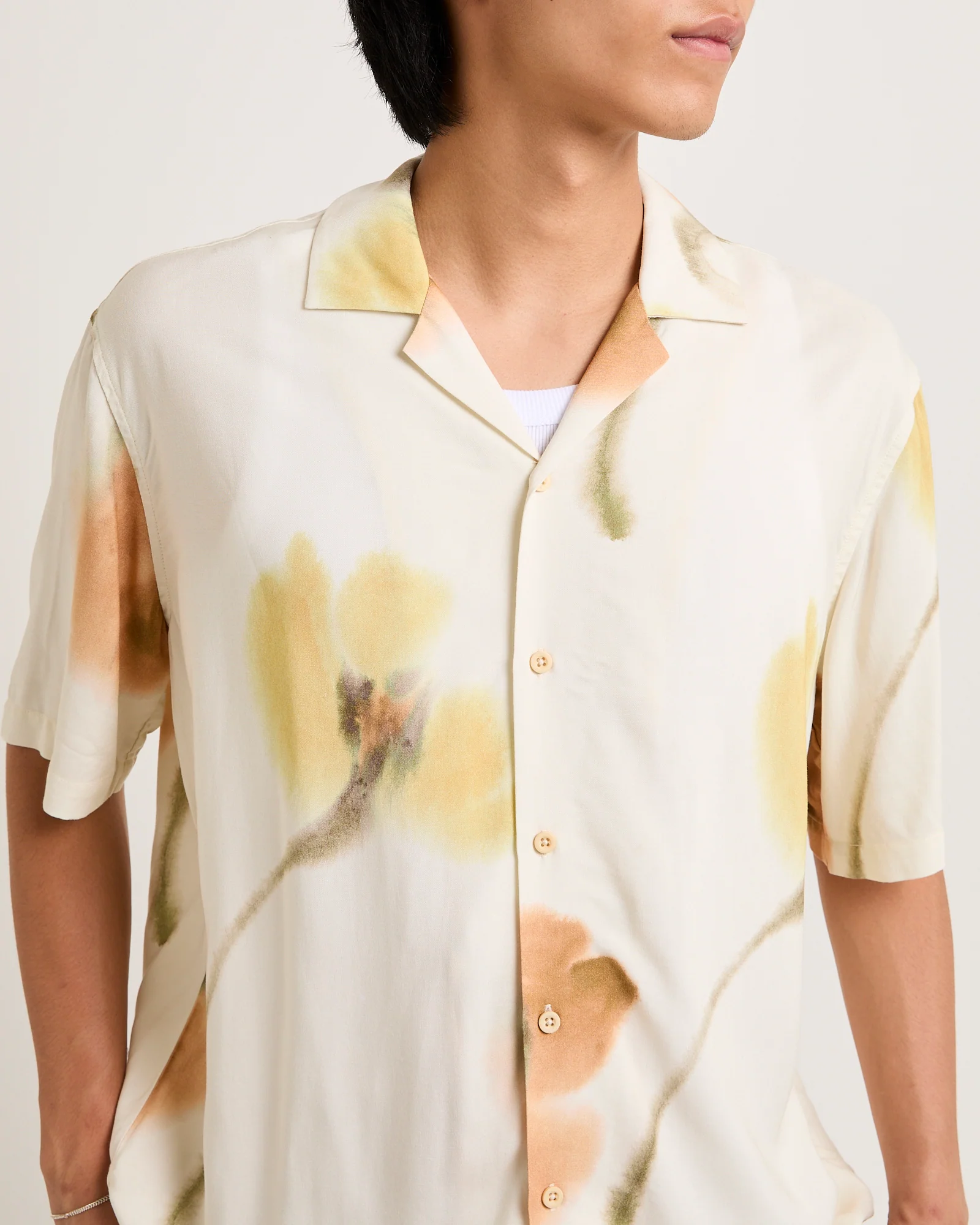 Alma Short Sleeve Resort Shirt - Image 5