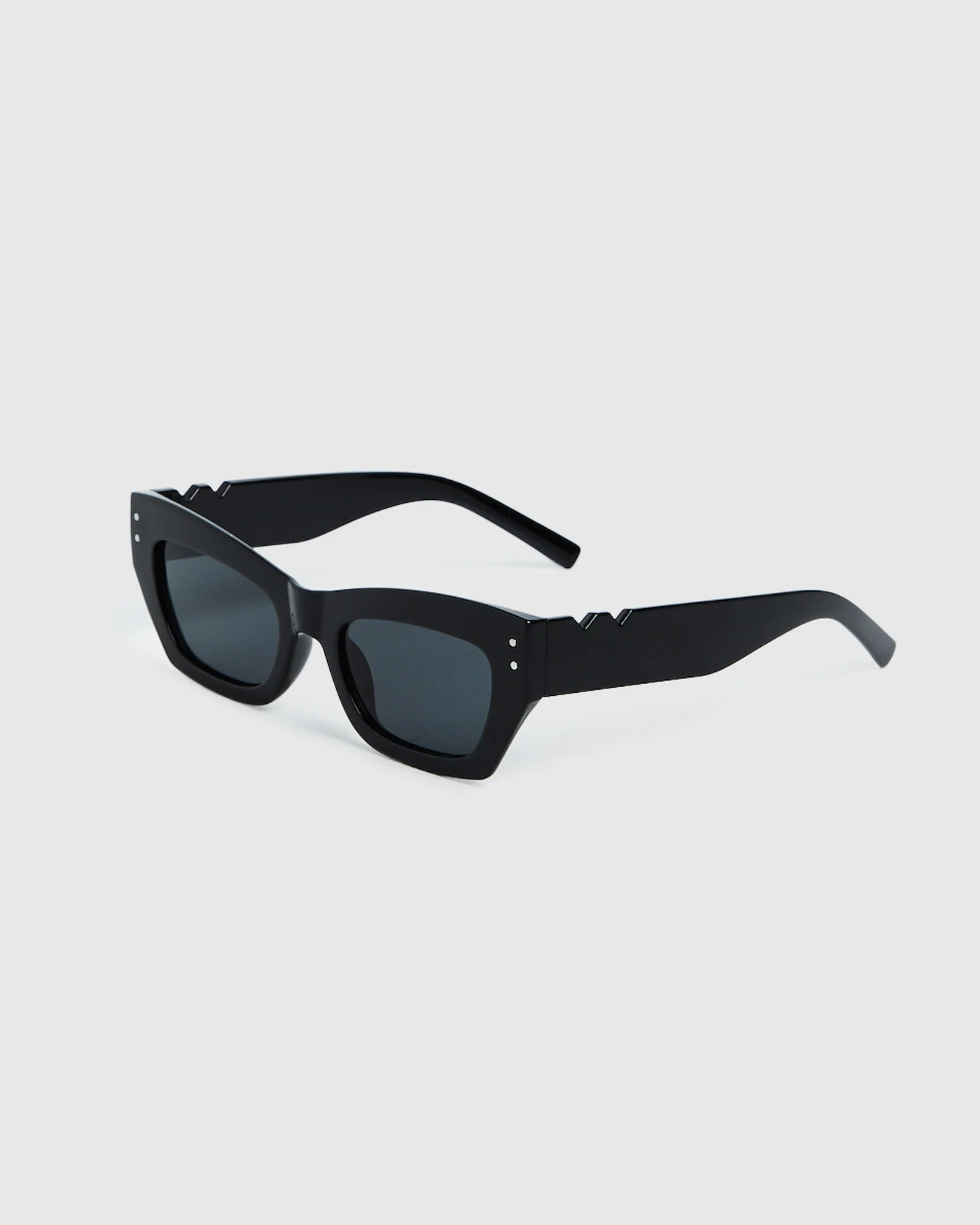 Amalfi Sunglasses Black - Image 2