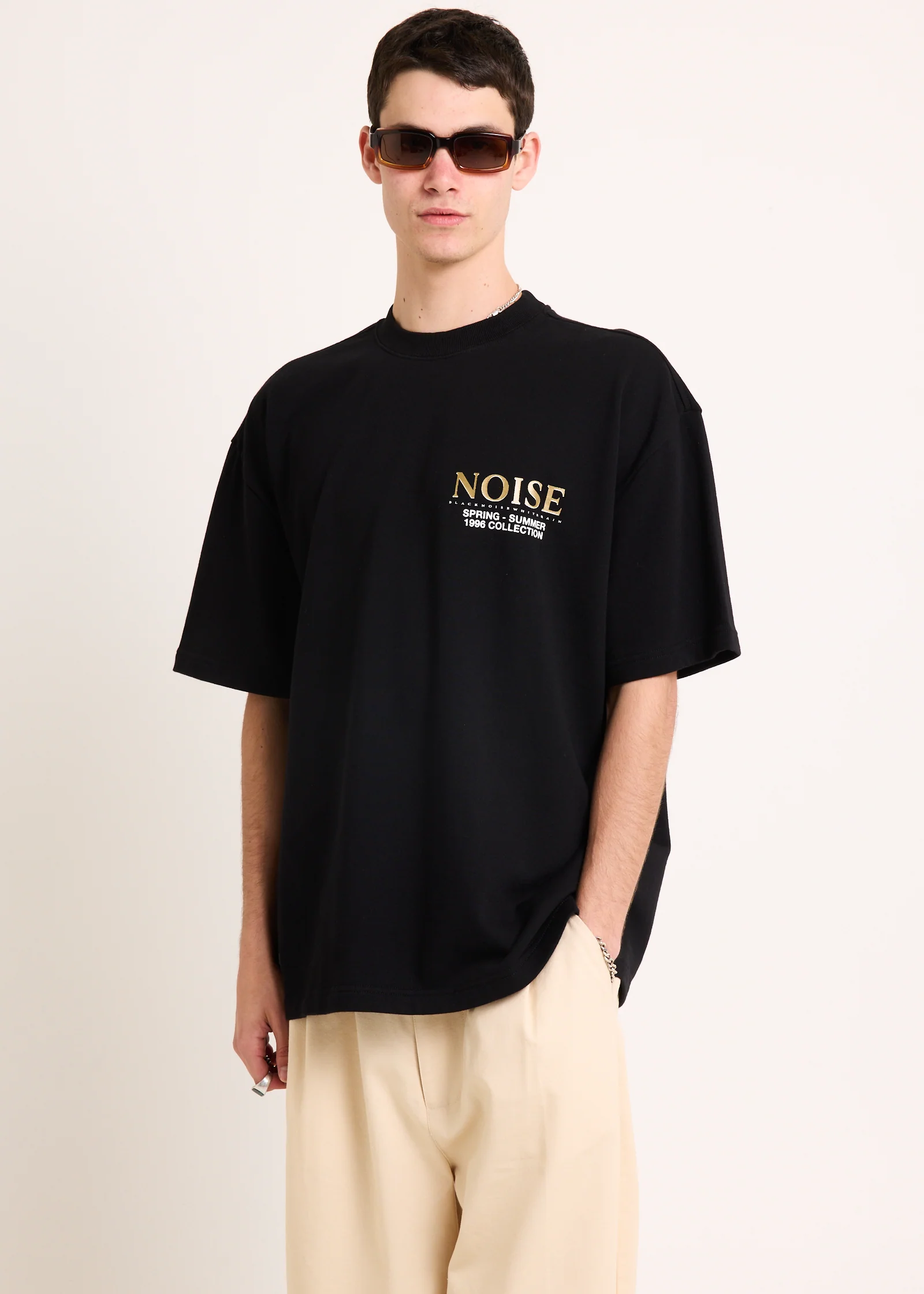 Amare T-Shirt - Image 3