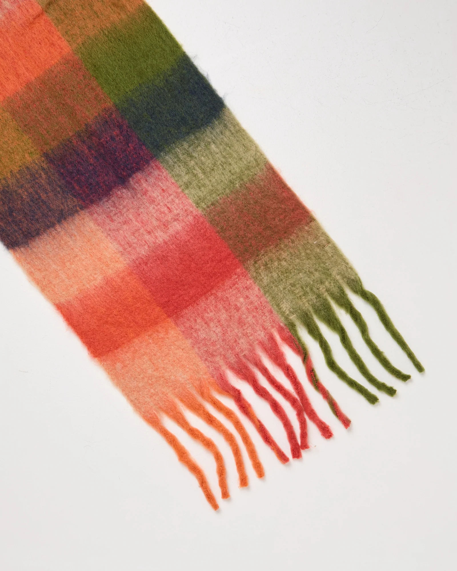 Andrea Scarf - Image 3