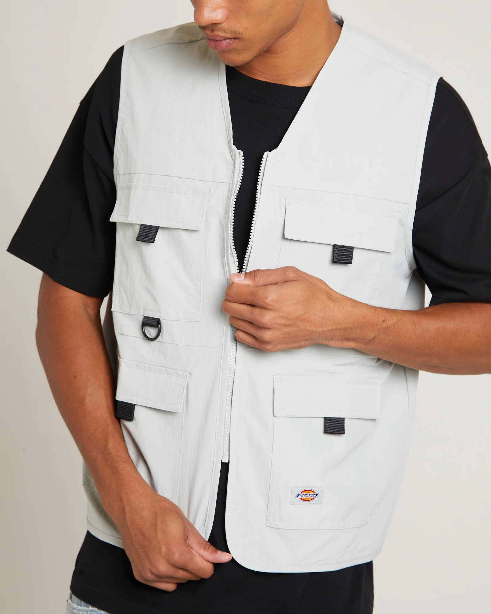 Angleton Vest in Pebble Grey - Image 5