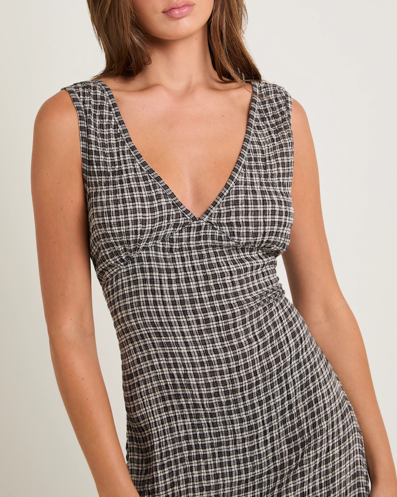 Asta Seersucker Maxi Dress - Image 5