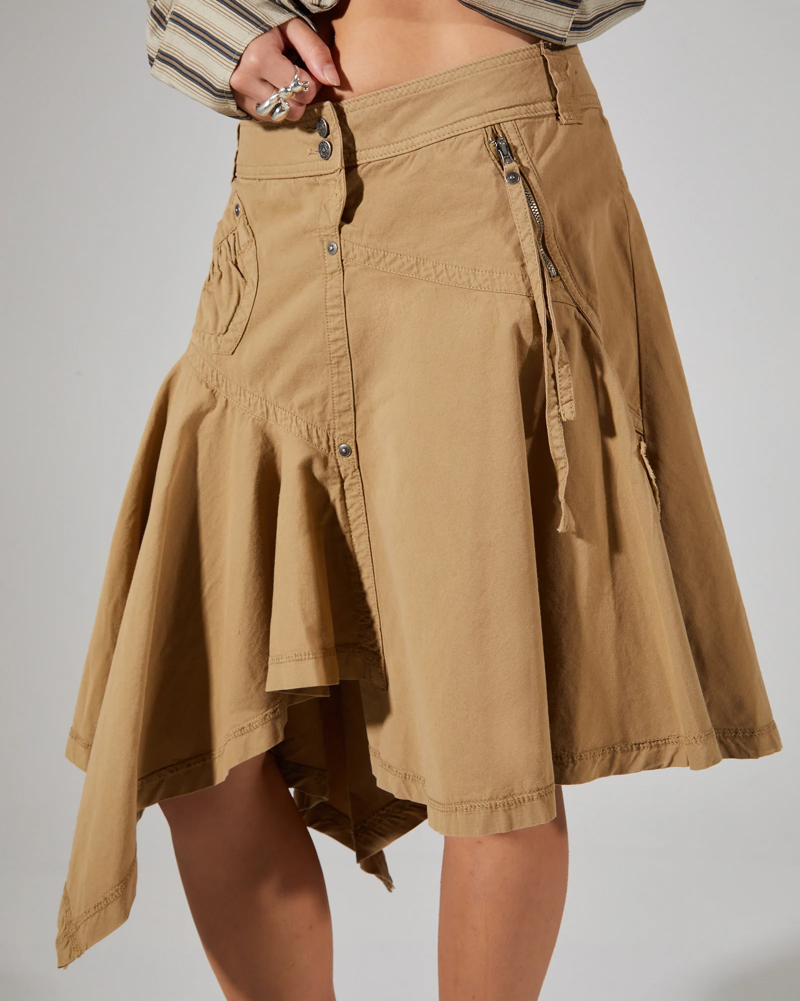 Asymmetric Choppy Cargo Skirt - Image 5