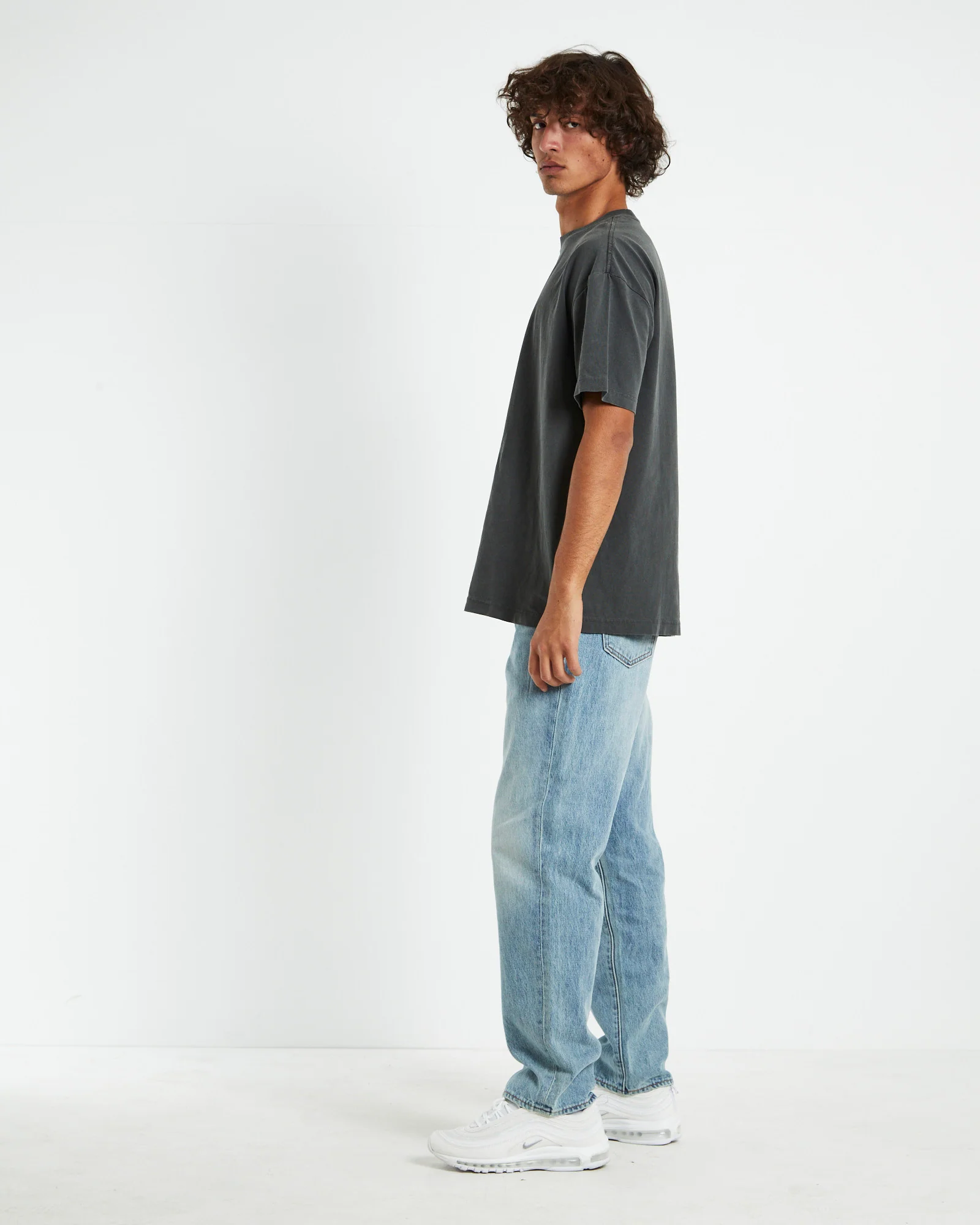Atom Short Sleeve T-Shirt Black - Image 4