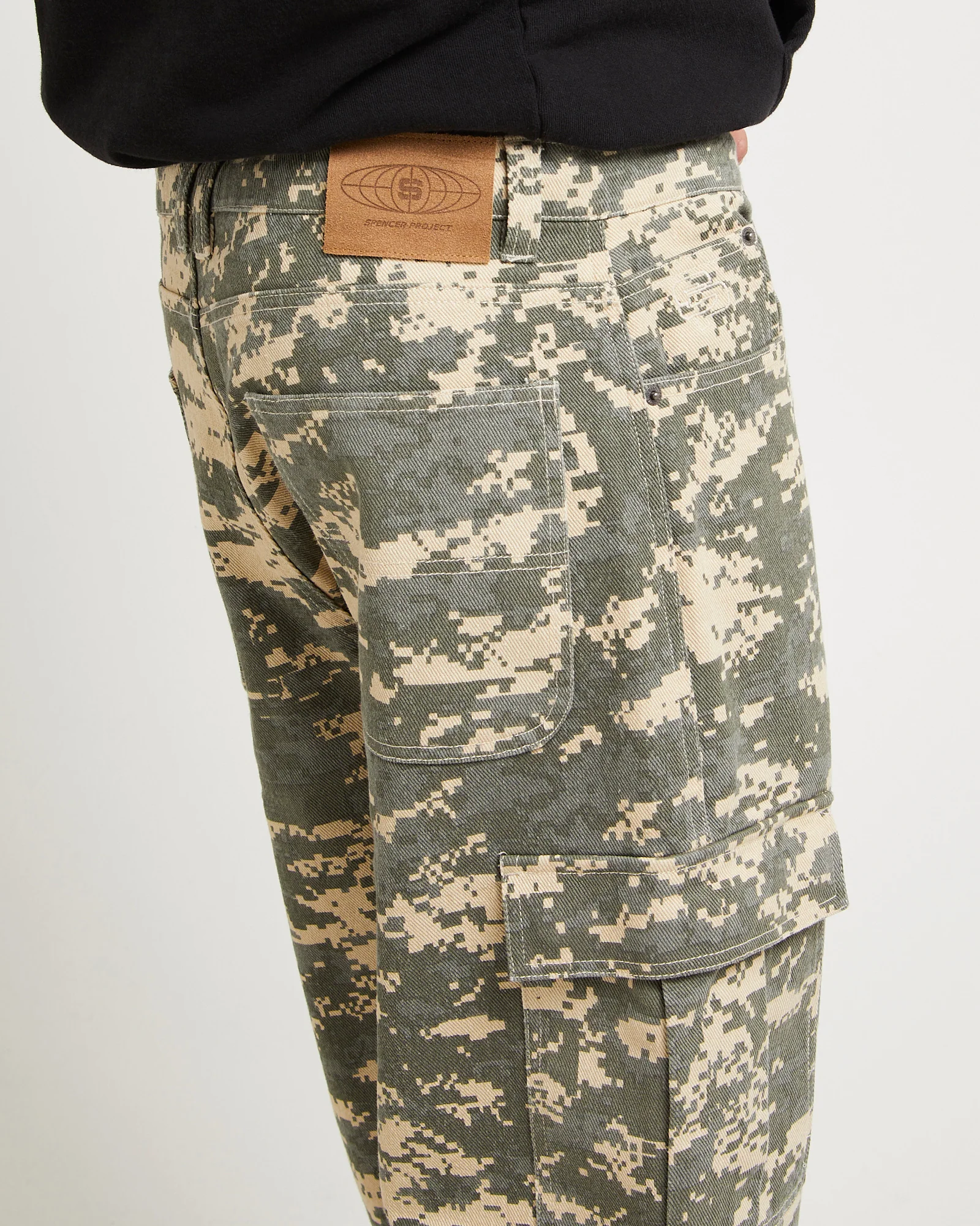 Auckland Camo Cargo Pants - Image 5