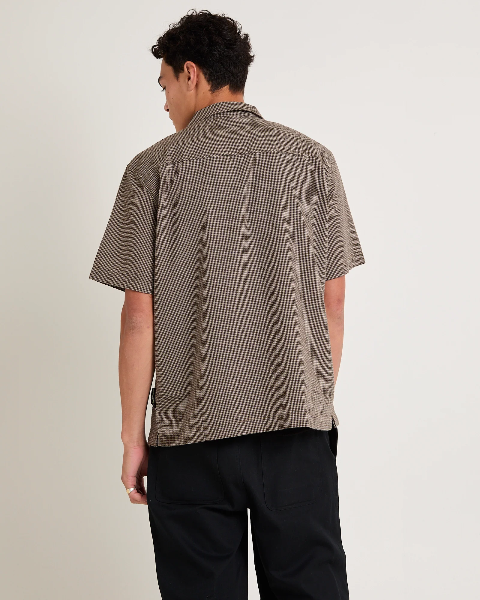 Aura Resort Shirt - Image 2