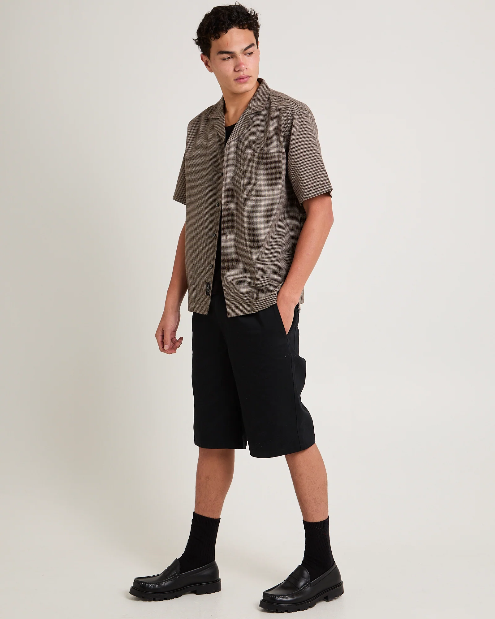 Aura Resort Shirt - Image 4