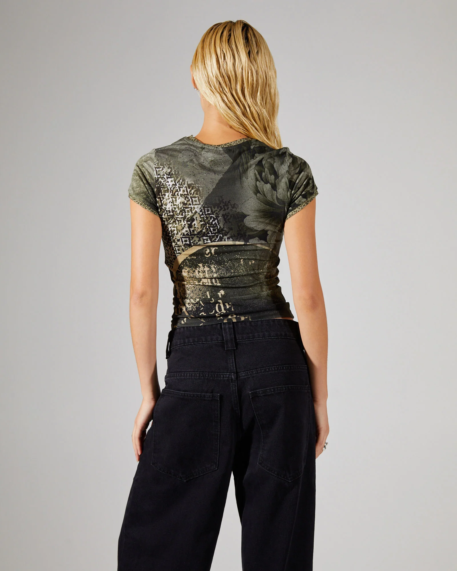 Baby Tee With Contrast Binding - Image 2