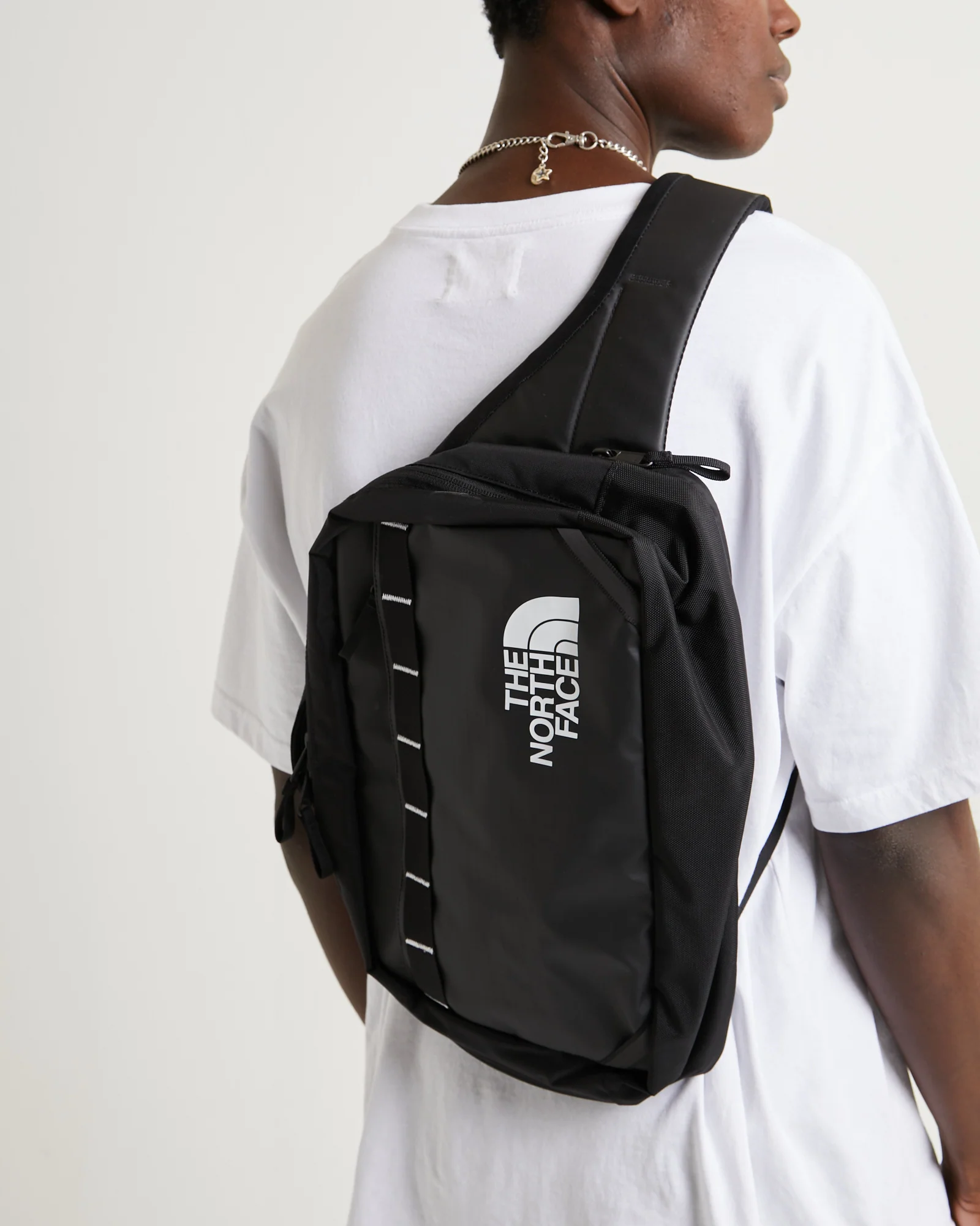 Base Camp Voyager Sling Bag Black - Image 5