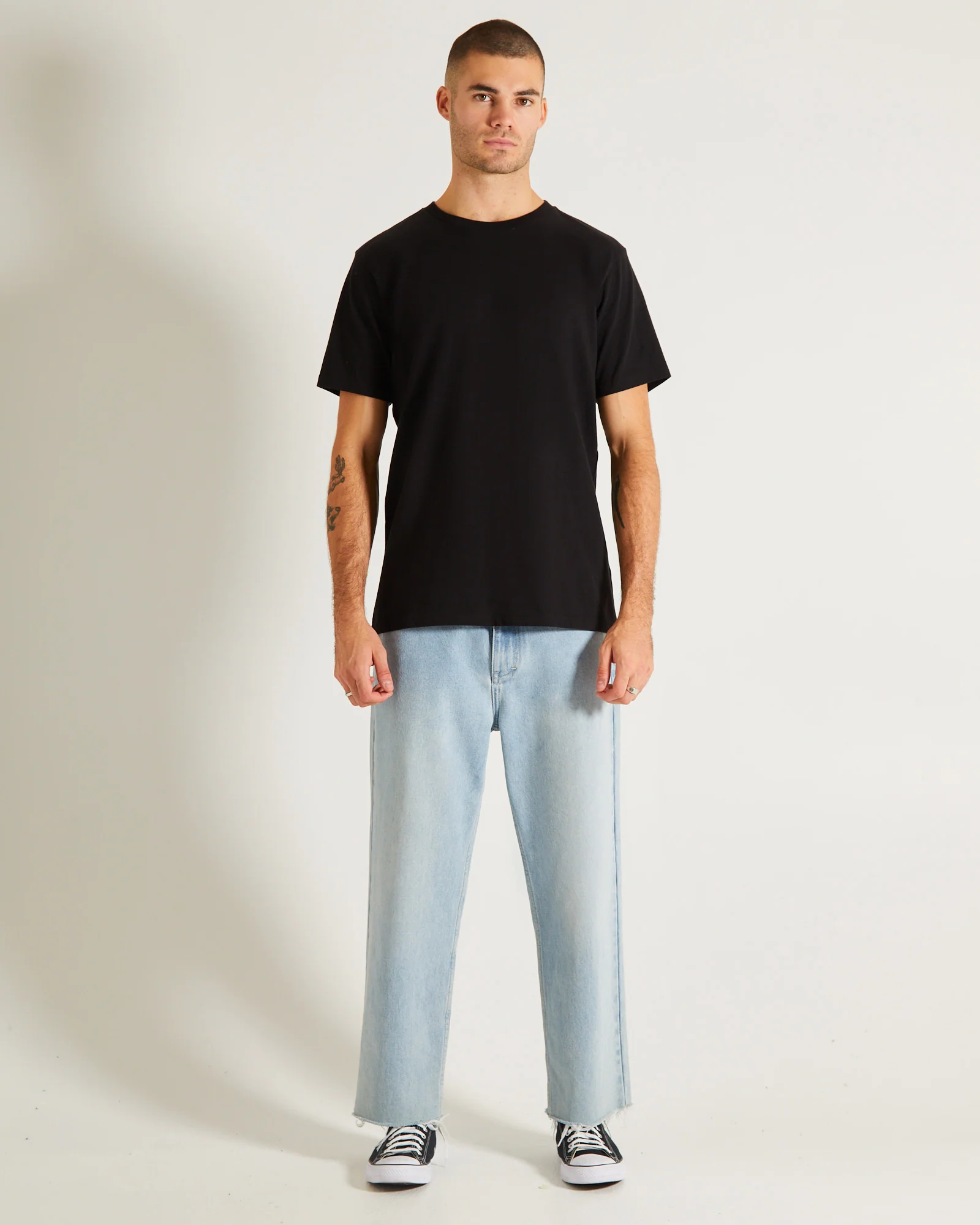 Basic Crew Neck Short Sleeve T-Shirt - Image 3