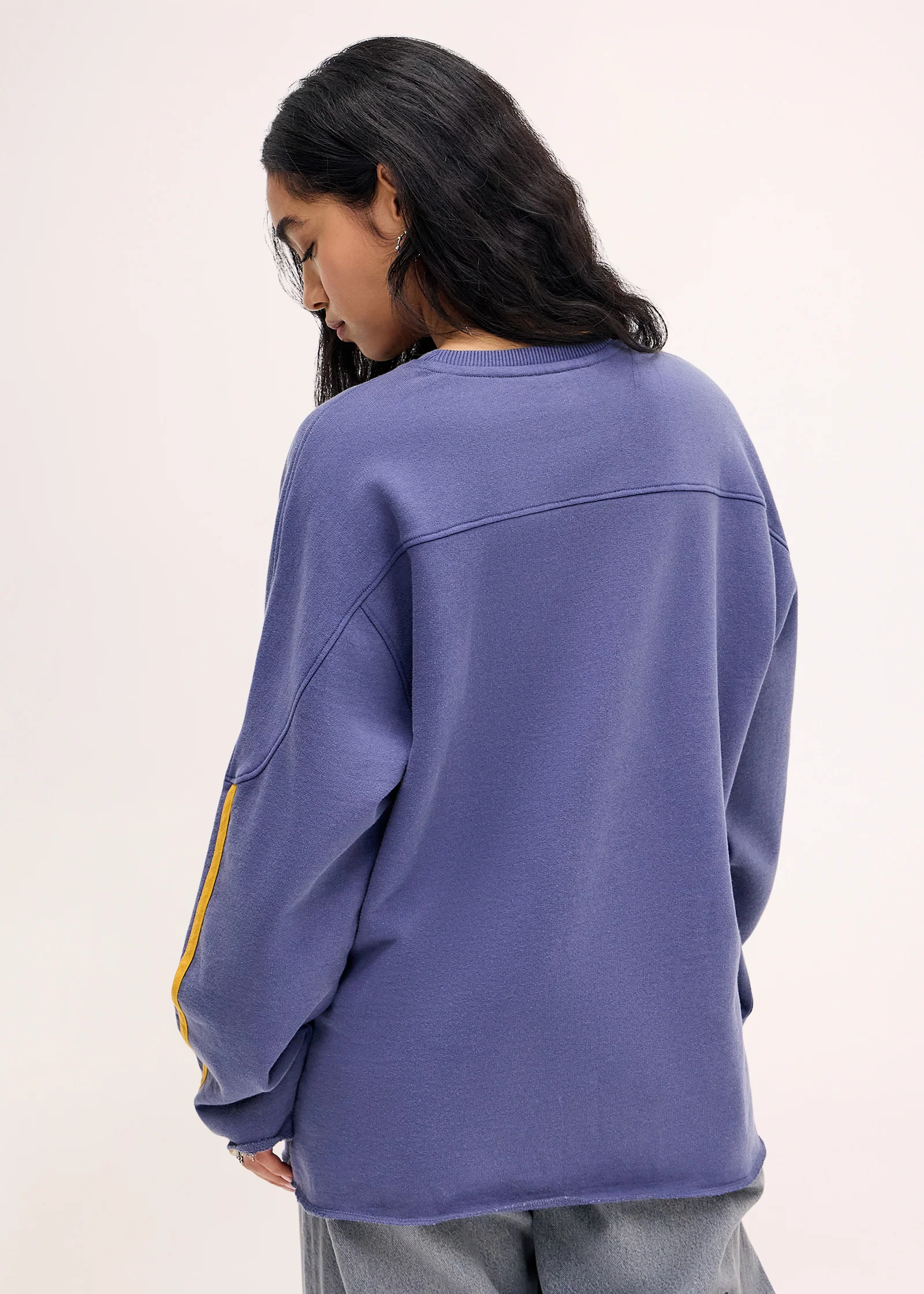BDG APPLIQUE NUMBER SWEAT - Image 3