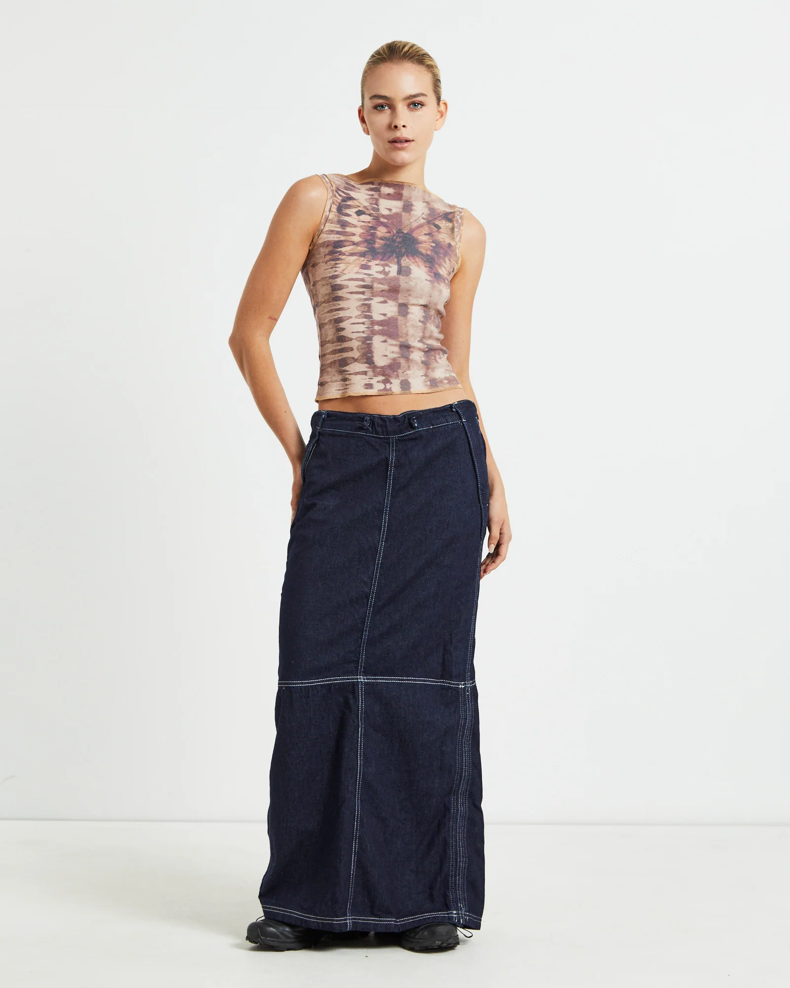 BDG Baggy Denim Maxi Skirt - Image 3