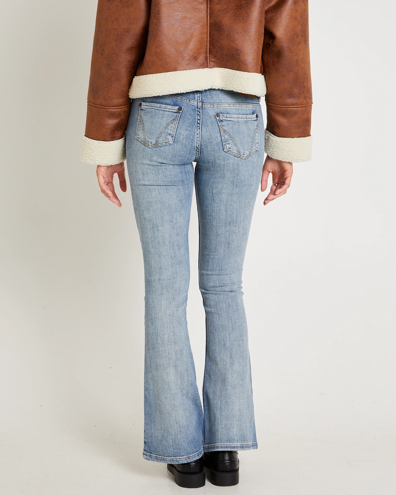 BDG Brooke Low Rise Flare Denim Jeans - Image 3