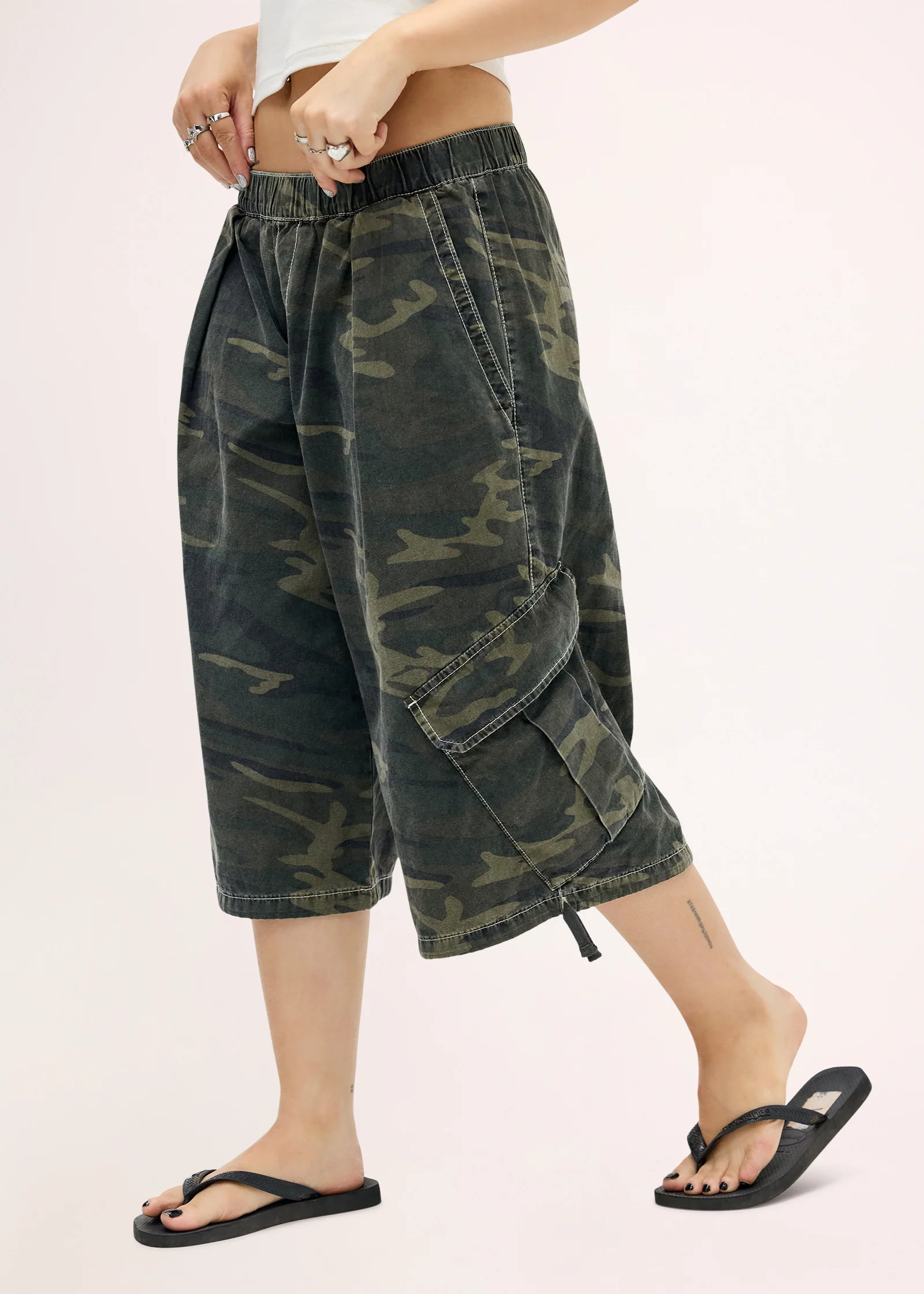 BDG Dallas Camo Crop Trousers - Image 2