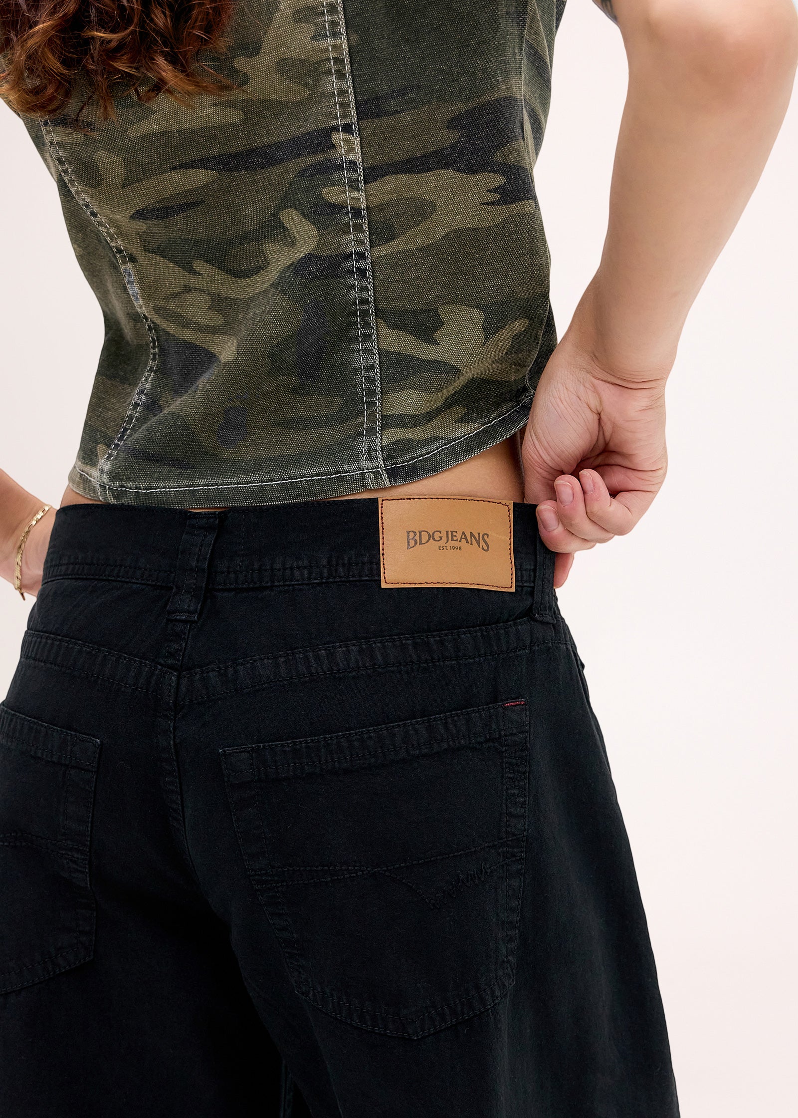 BDG Kayla Cocoon Jeans - Image 4