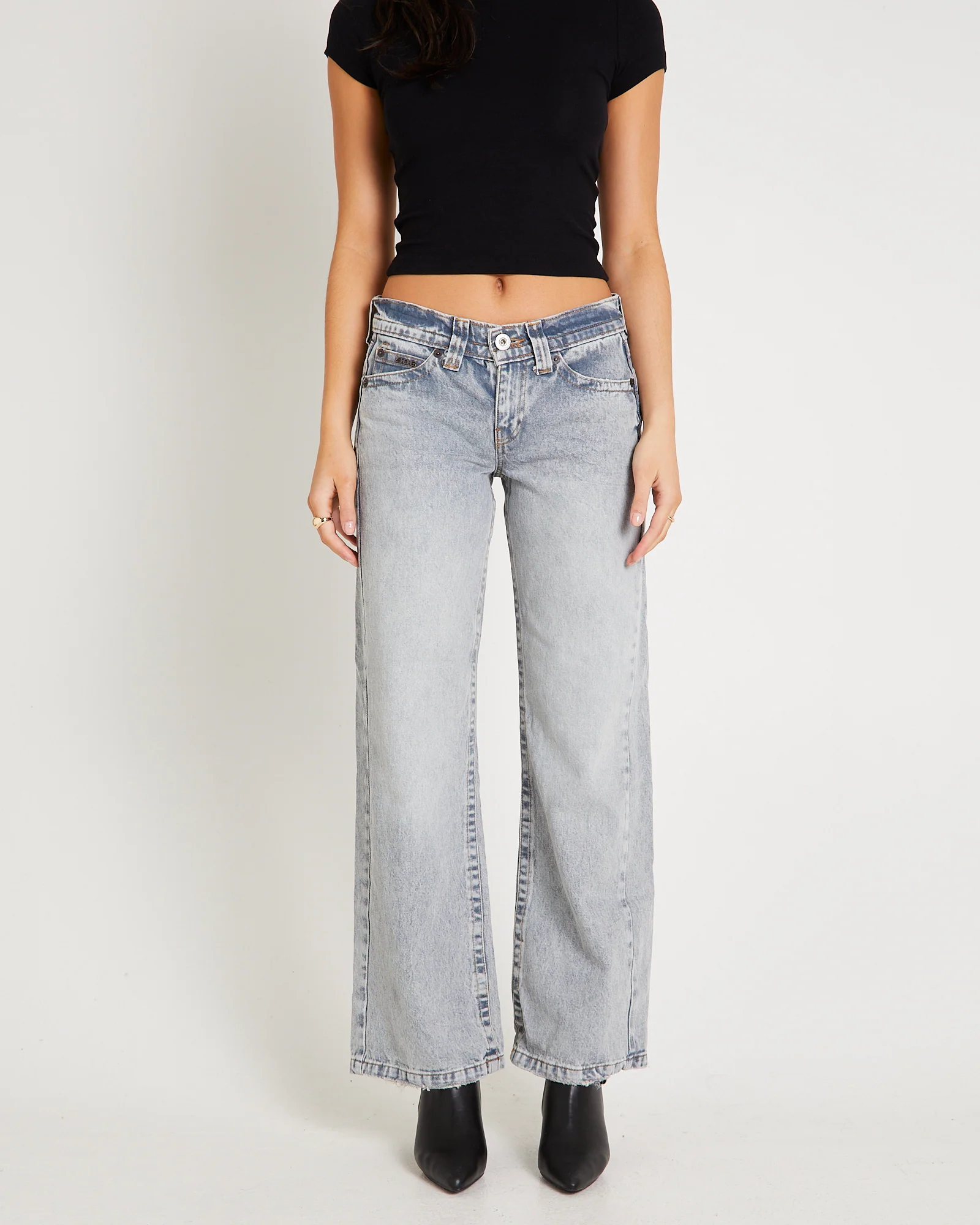 BDG Kayla Low-Rise Denim  Jeans - Image 2