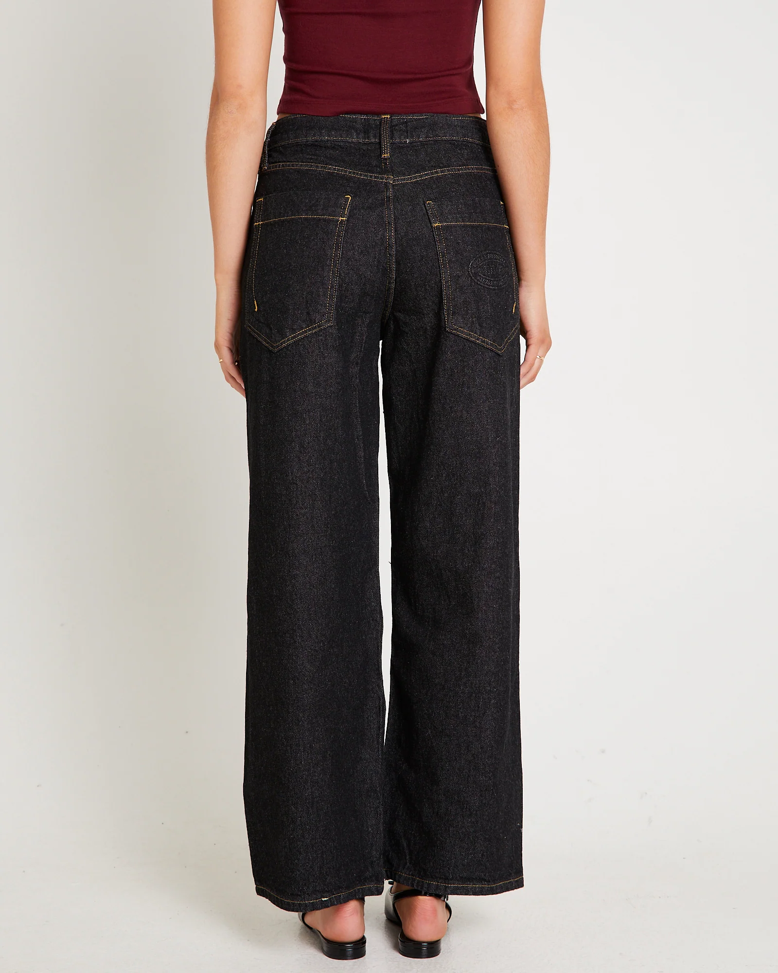 BDG Jaya Baggy Denim Jeans - Image 4
