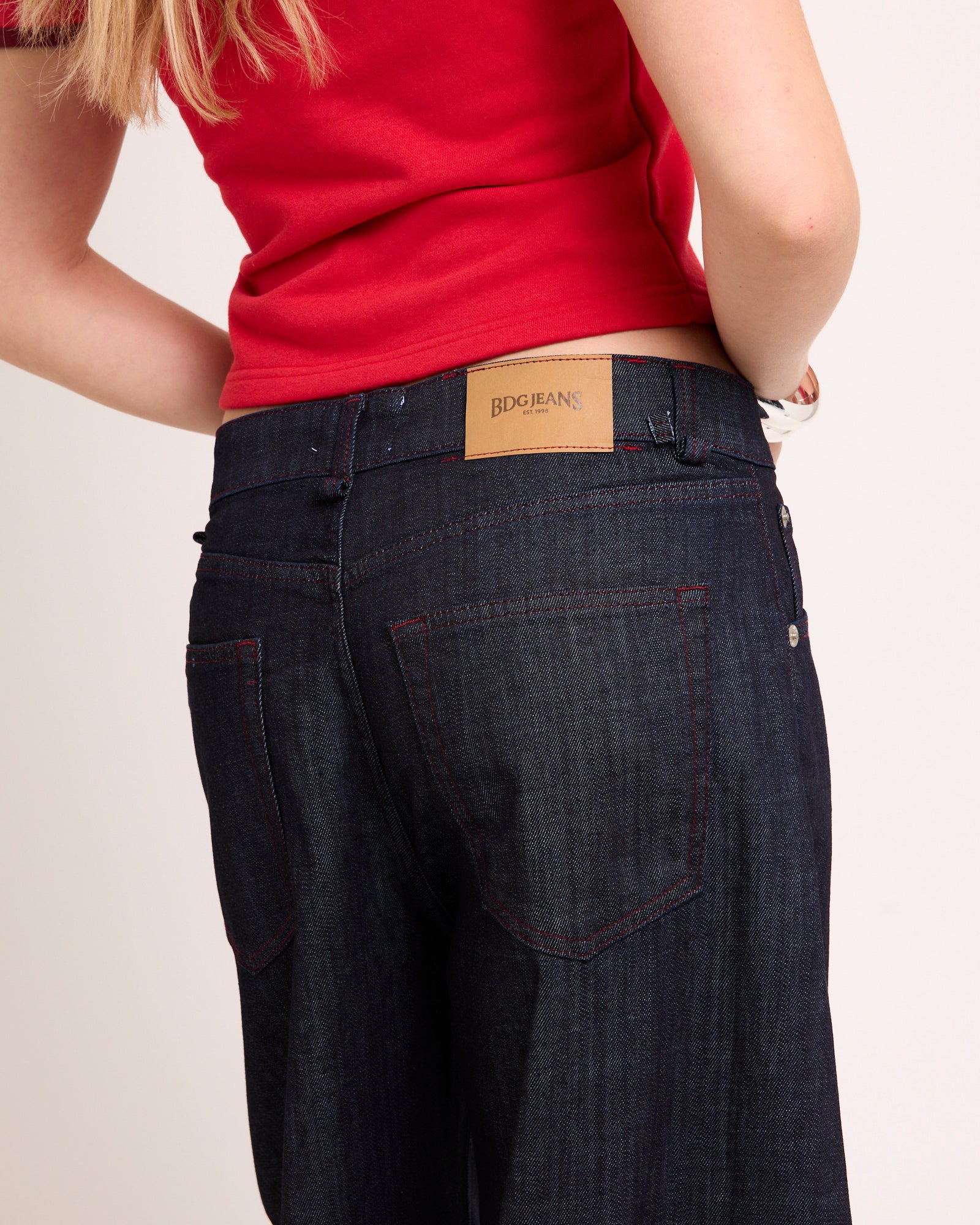 BDG Riya Cocoon Denim Jeans - Image 5