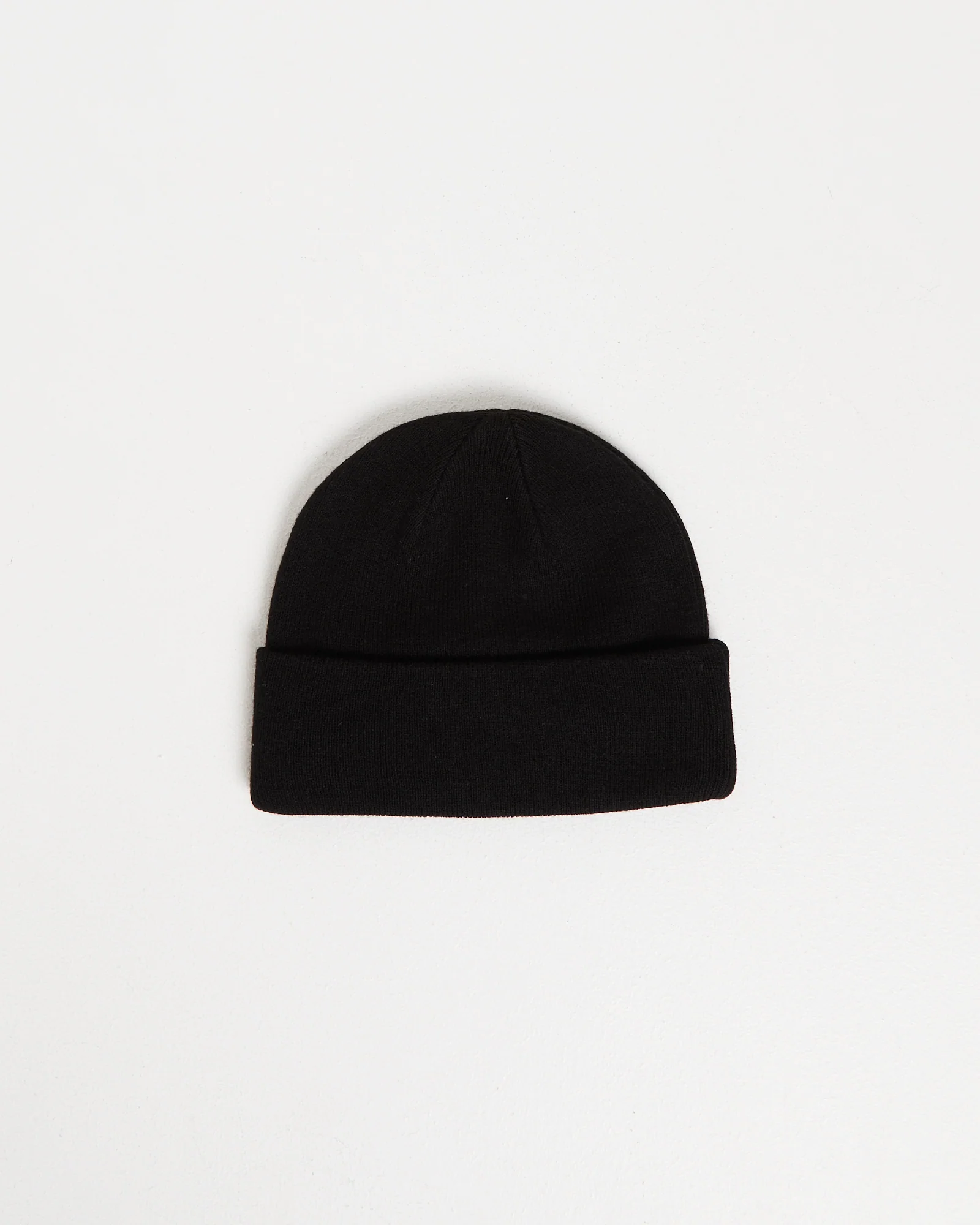 Beanie With Oval Logo Embroidery Patch - Image 3