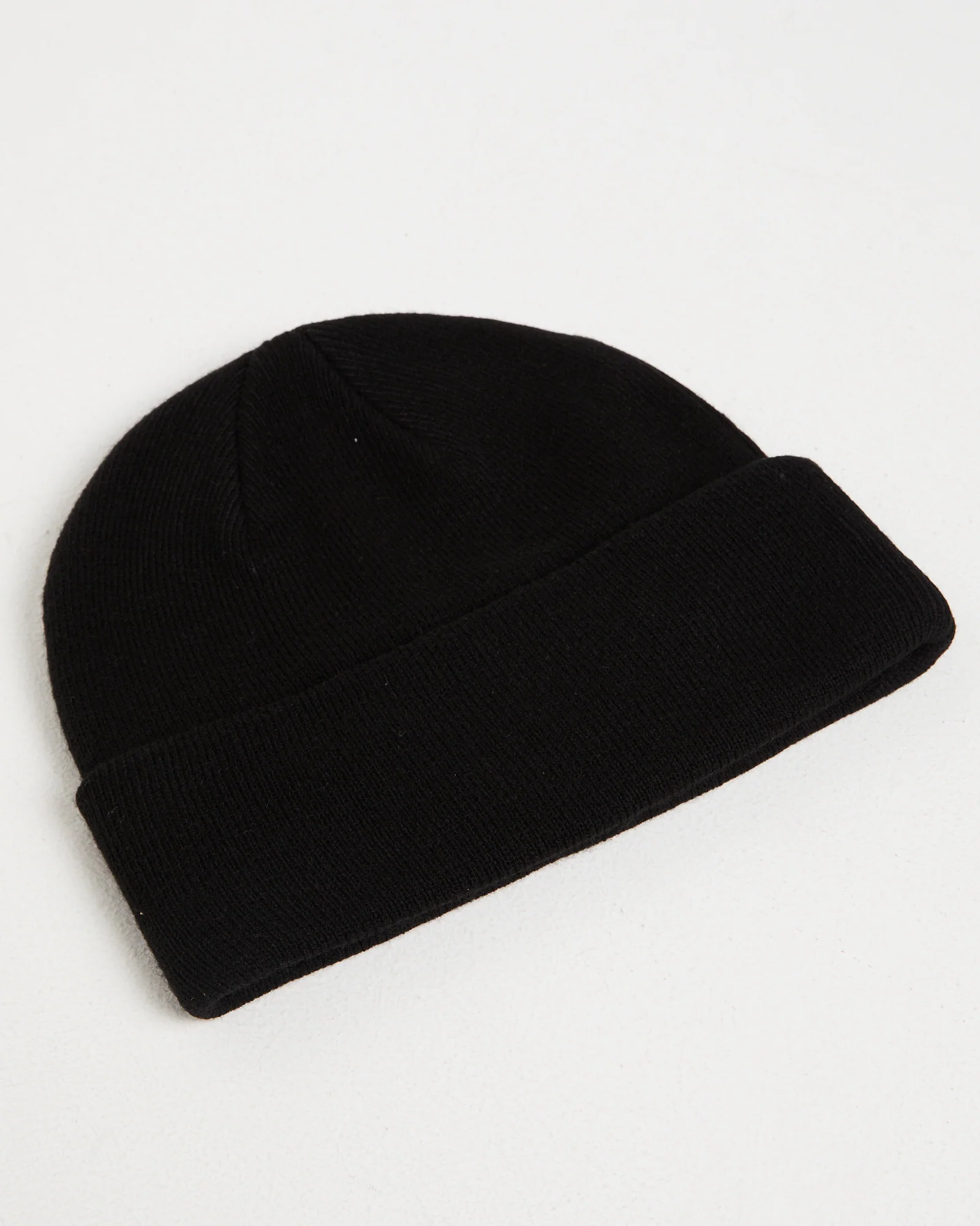 Beanie With Oval Logo Embroidery Patch - Image 4