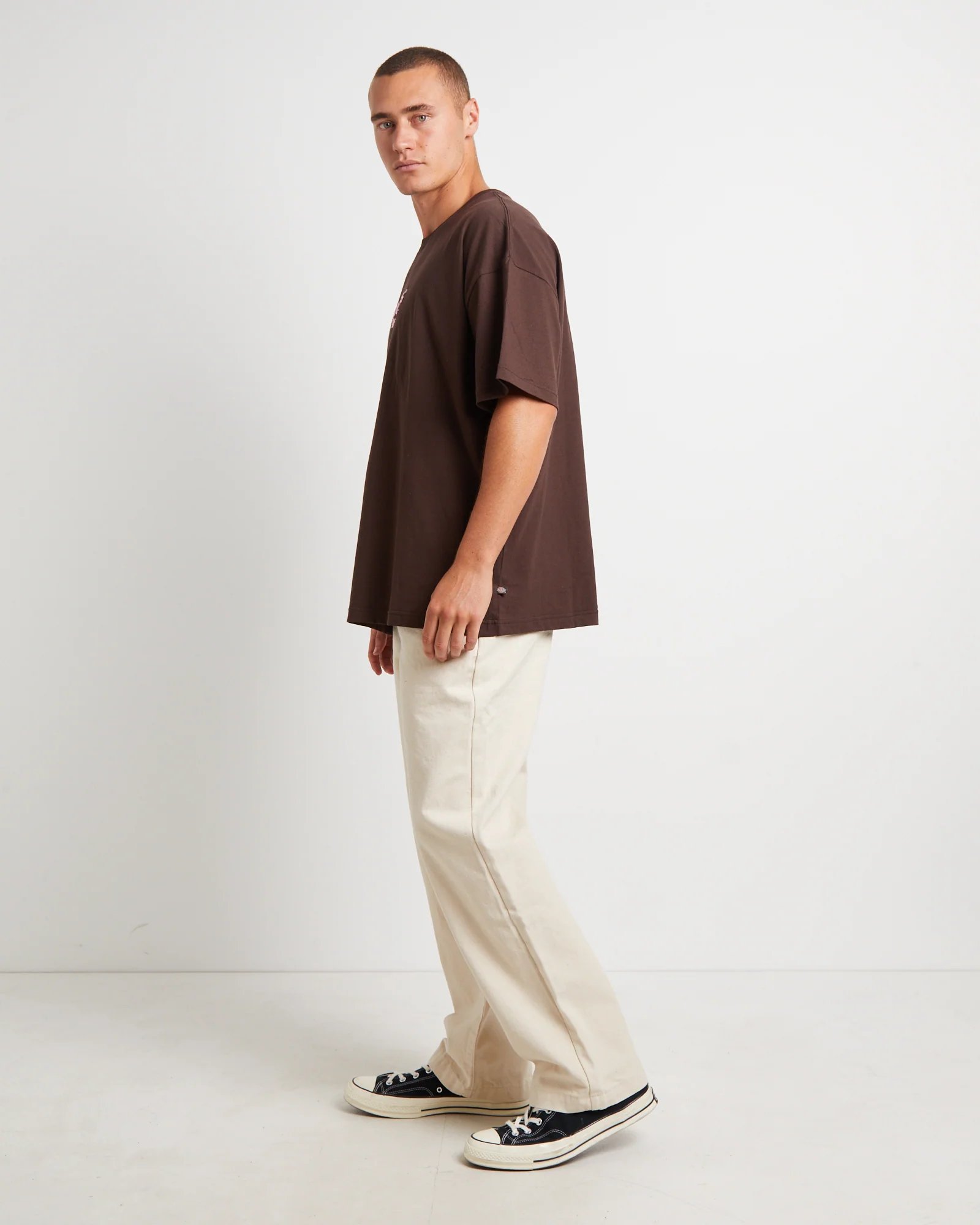 Beastly 330 Short Sleeve T-Shirt in Chocolate - Image 4
