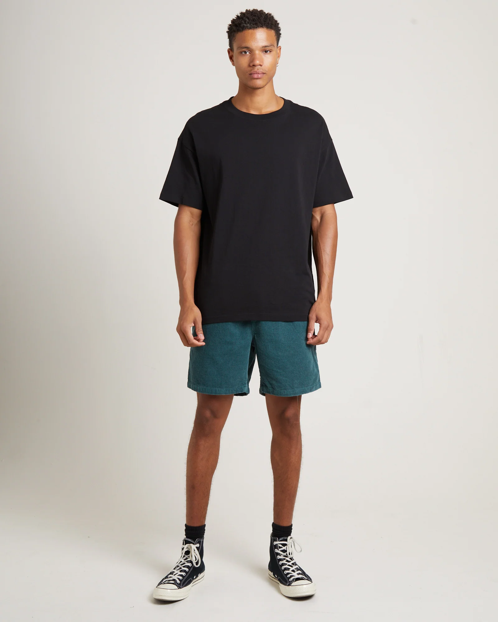 Bedford Cord Shorts in Teal - Image 2