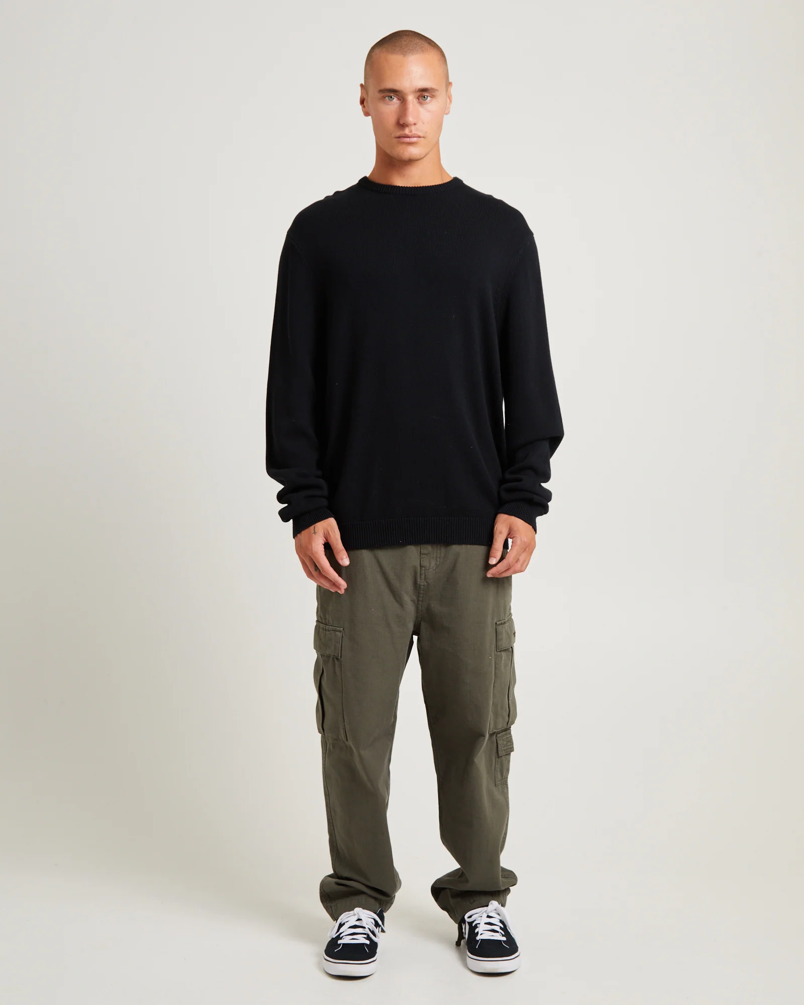 Bent Crown Knit Sweater Black - Image 4