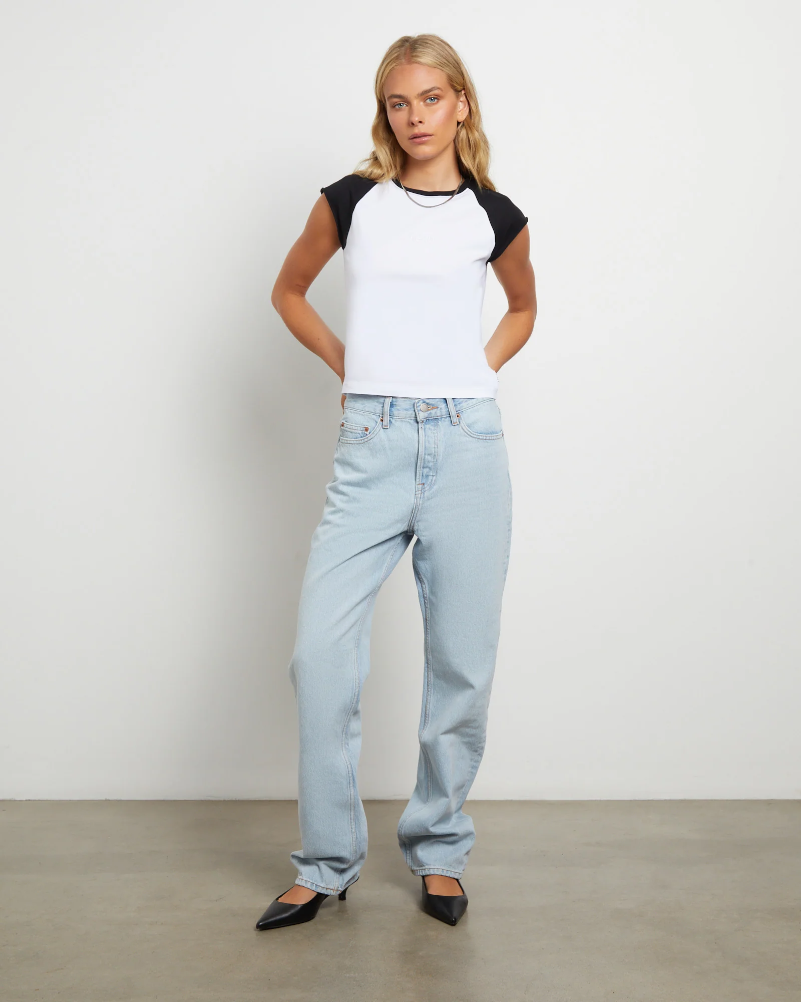 Beth Denim Jeans Stream Light Used - Image 3