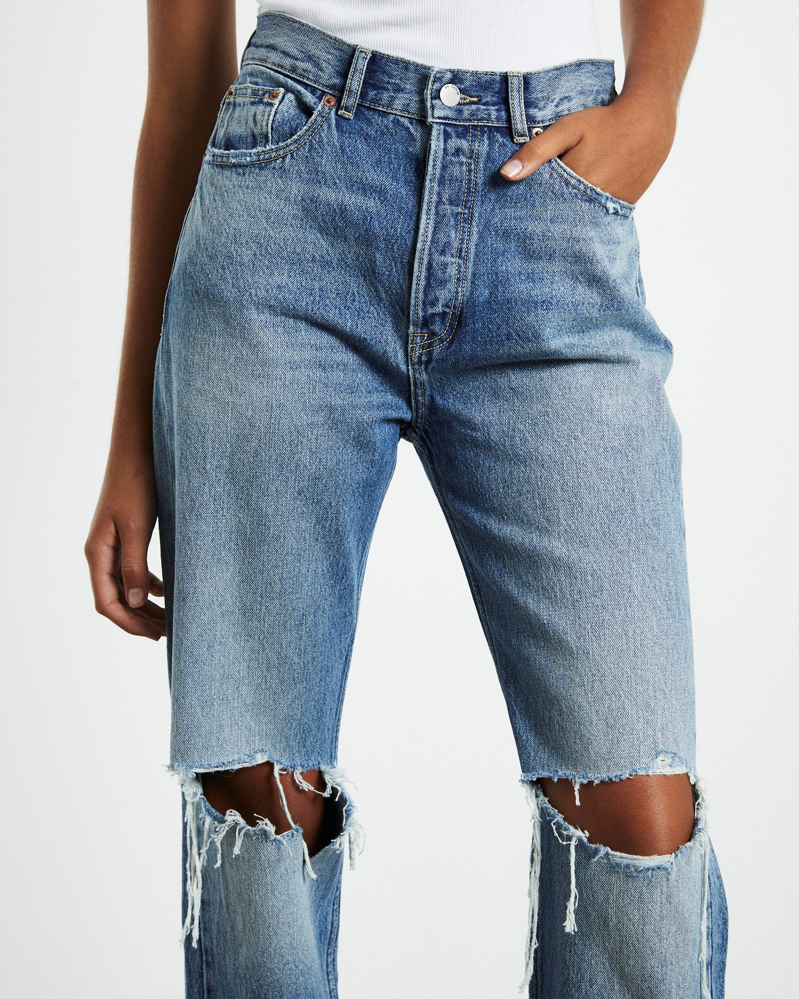 Beth Jeans Drift Mid Knee Gash - Image 5