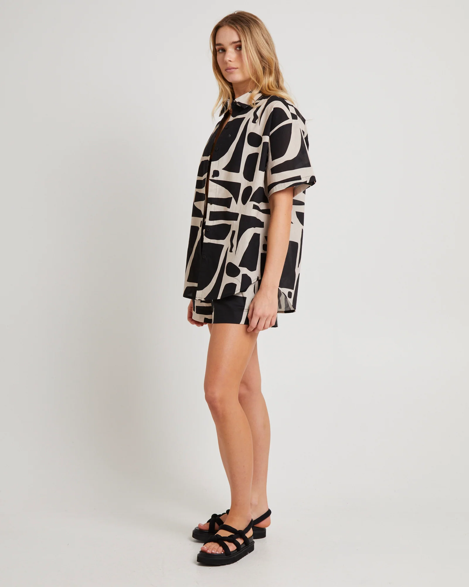Bindi Contrast Shirt - Image 4